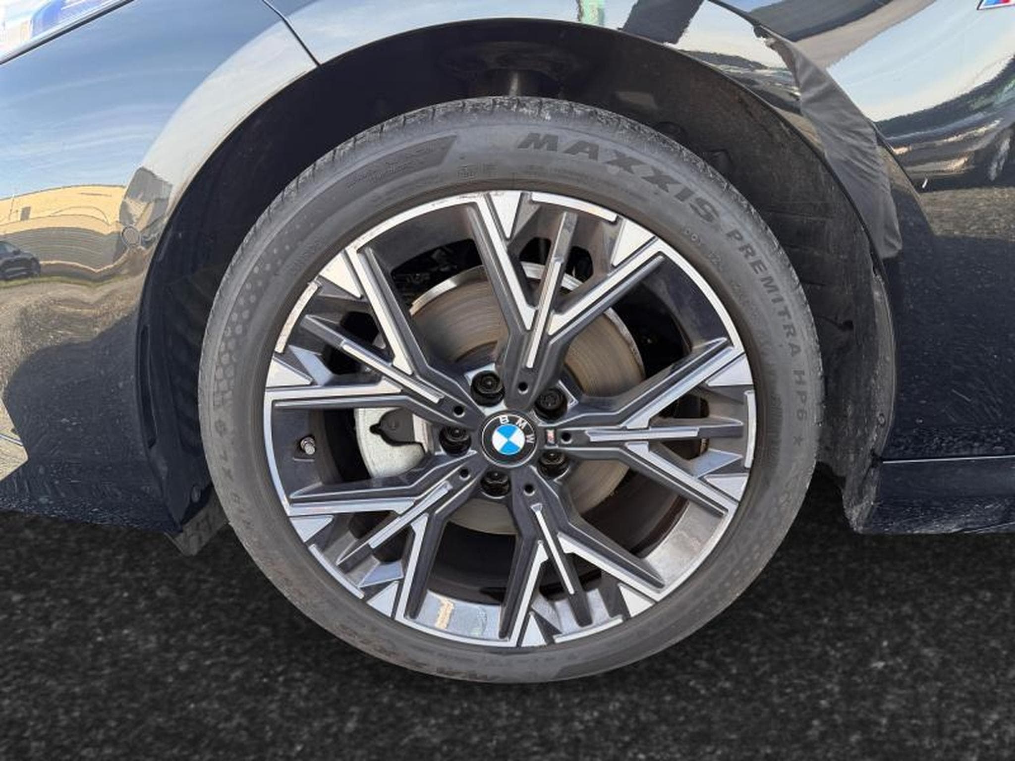 BMW 120 I Pack M / Panoramique / Essence (2025) - Photo 13