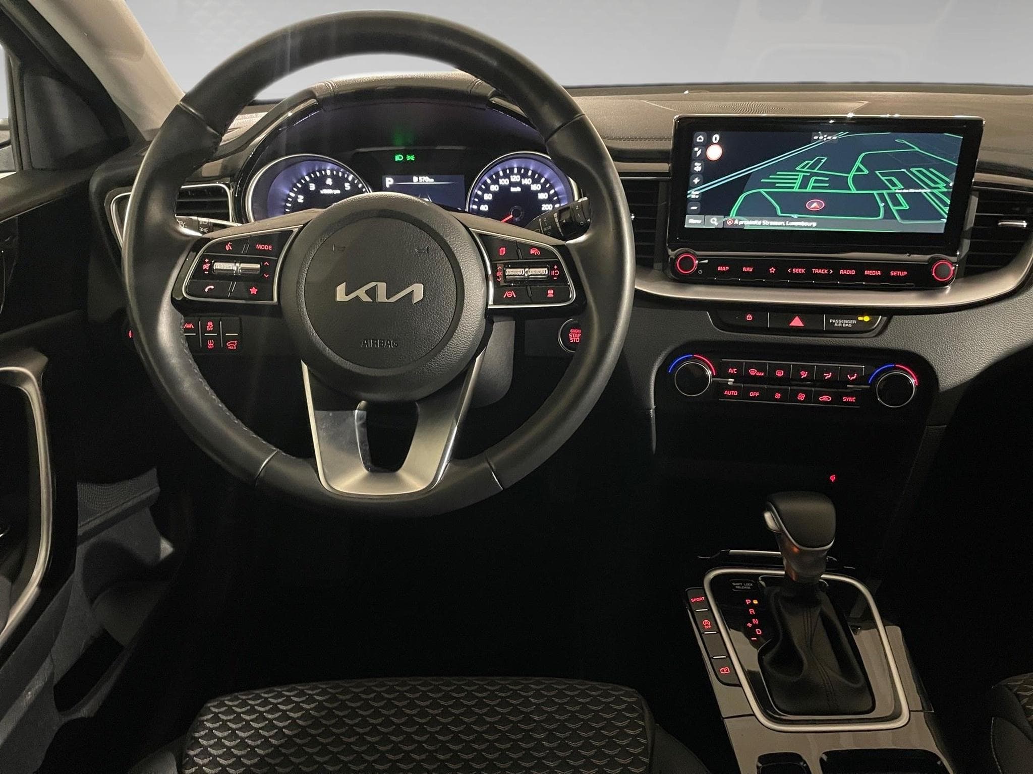 Kia XCeed 1.5 PULSE (2024) - Photo 6