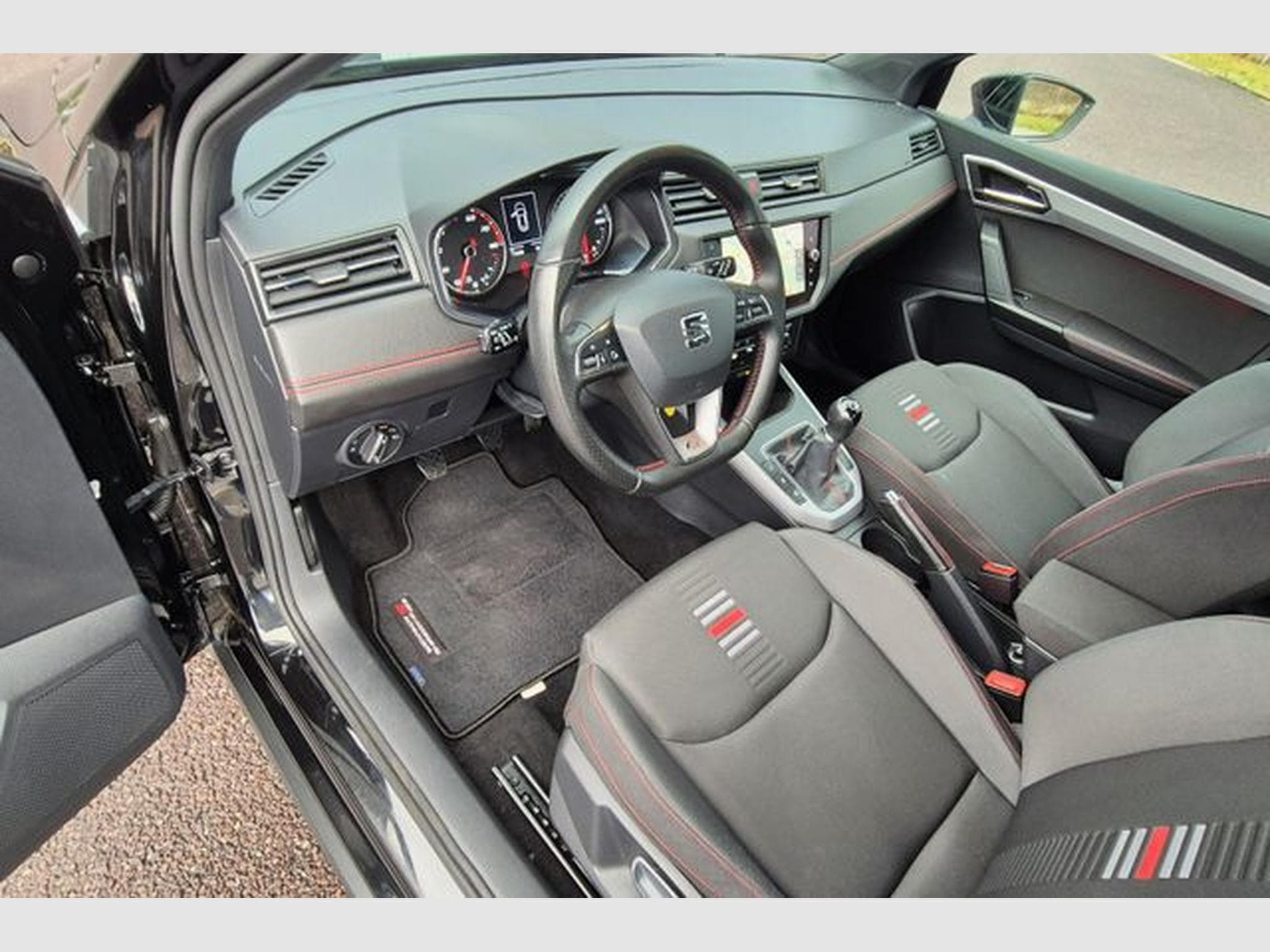 Seat Arona Arona 1.5 FR, Navi, Carplay, LED. (2019) - Photo 15