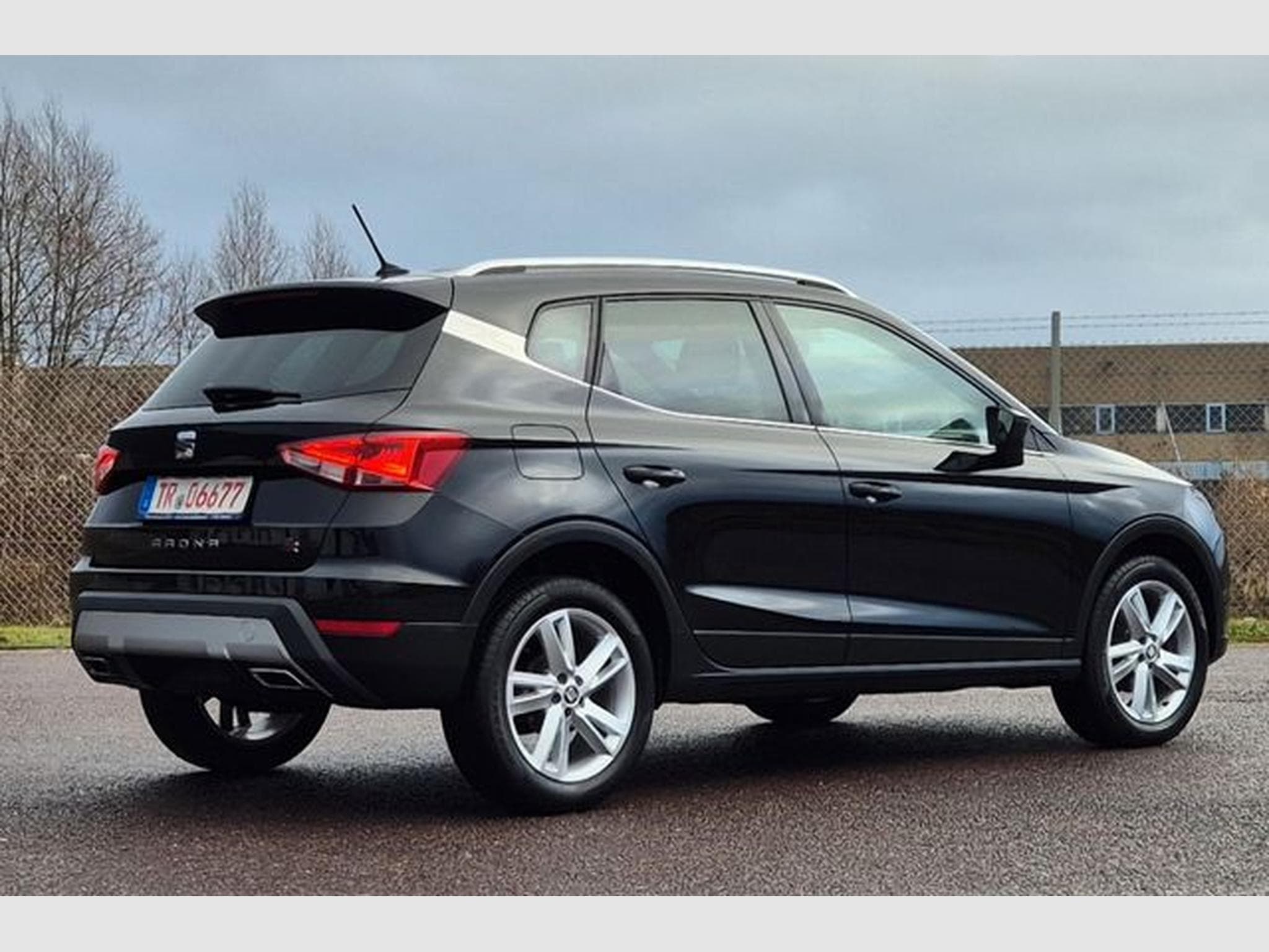Seat Arona Arona 1.5 FR, Navi, Carplay, LED. (2019) - Photo 8