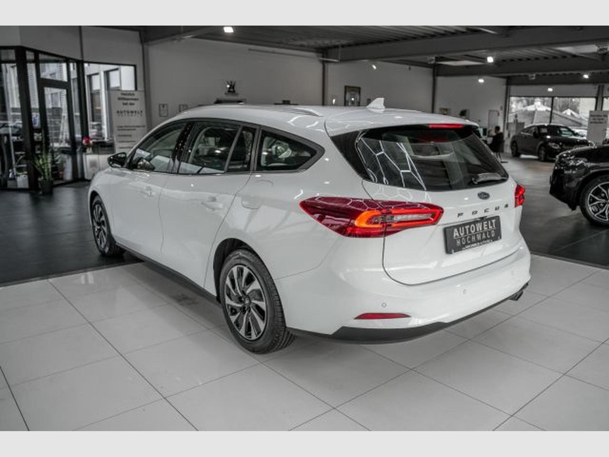 Ford Focus Focus Turnier 1.5 D 8G-Aut Titanium NAVI LED RFK (2023) - Photo 8