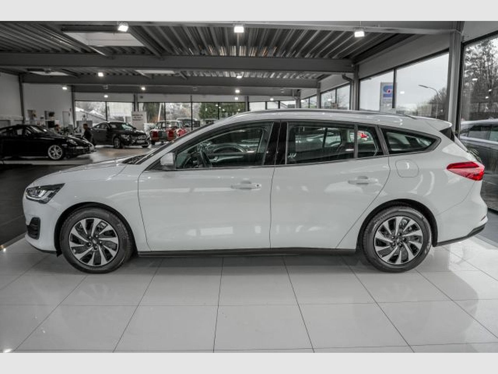 Ford Focus Focus Turnier 1.5 D 8G-Aut Titanium NAVI LED RFK (2023) - Photo 9