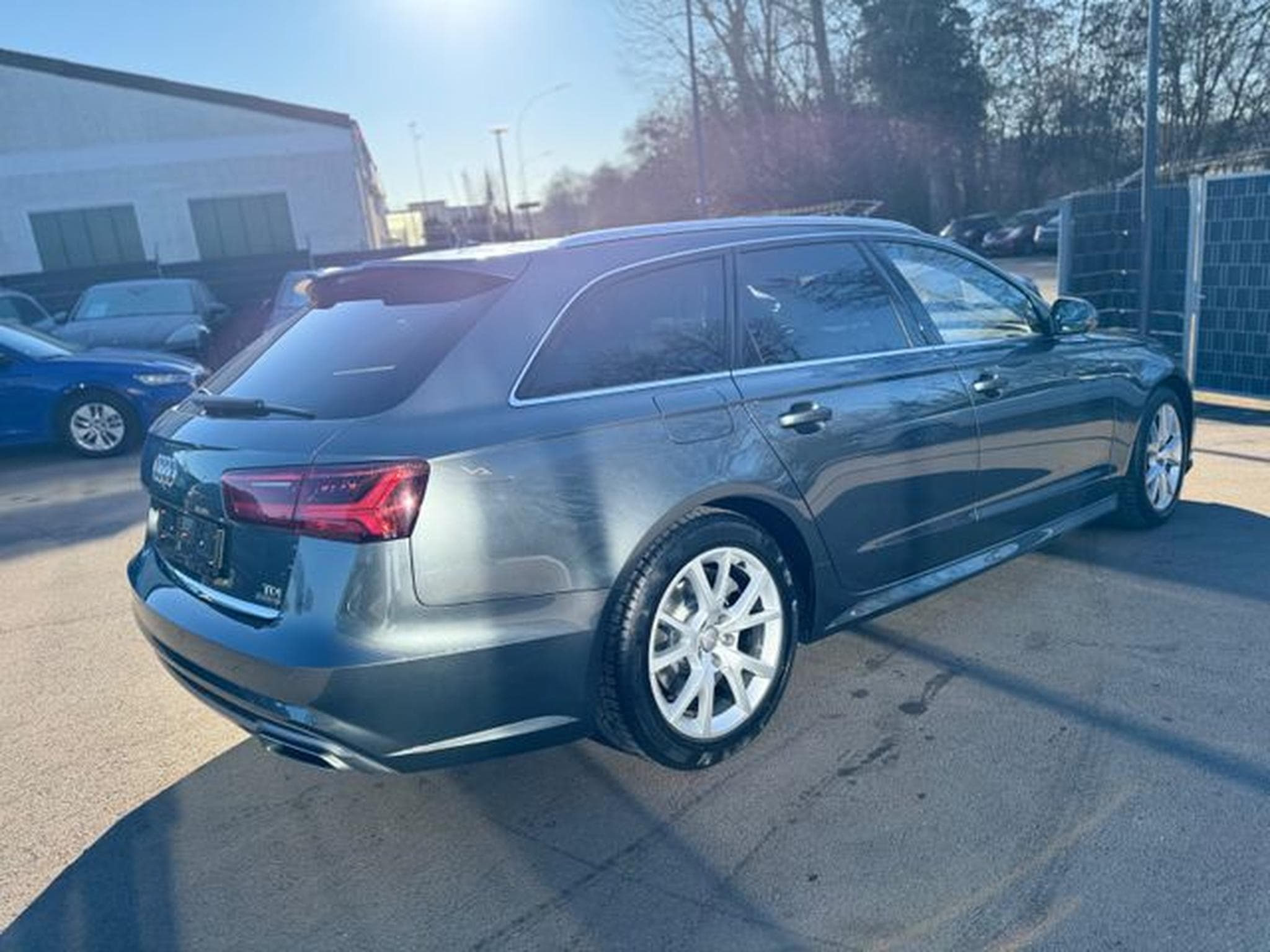 Audi A6 A6 AVANT 3.0 TDI QUATTRO*S-LINE*LED*2.HD*LUFT* (2015) - Photo 6