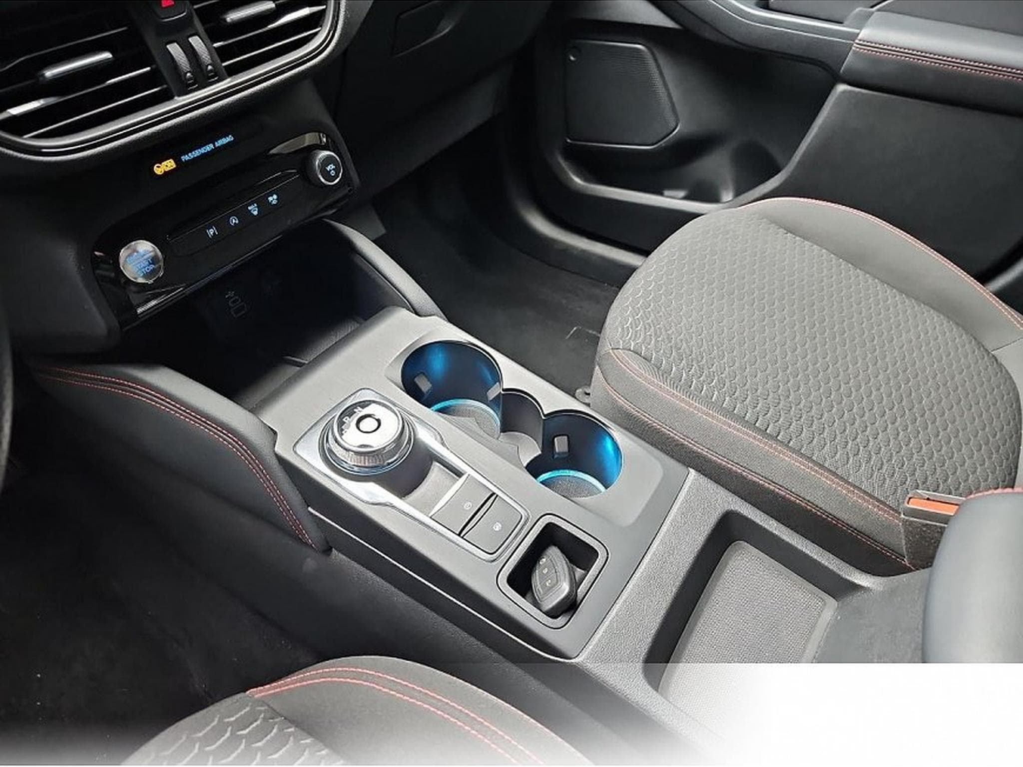 Ford Kuga (2026) - Photo 11