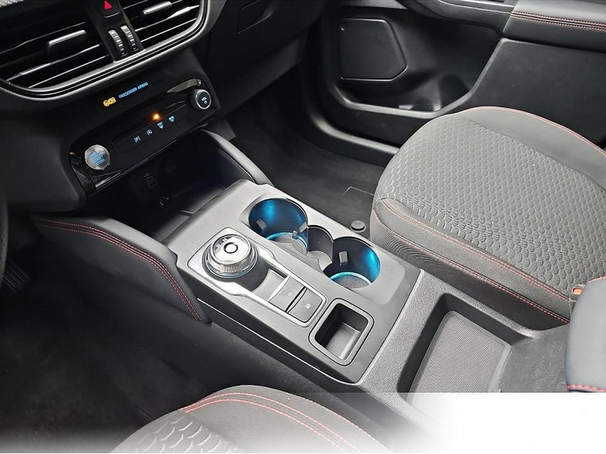 Ford Kuga (2026) - Foto 11