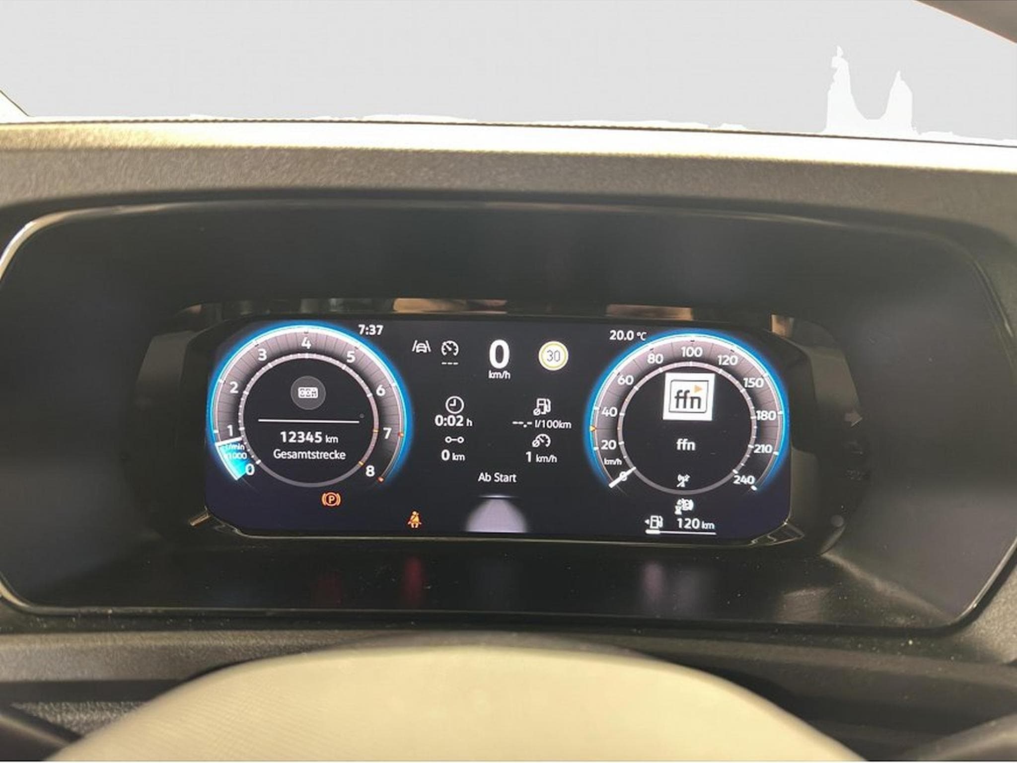 VW Caddy (2024) - Foto 12