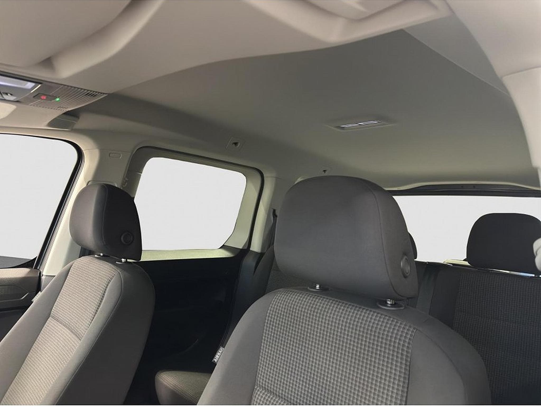 VW Caddy (2024) - Foto 21