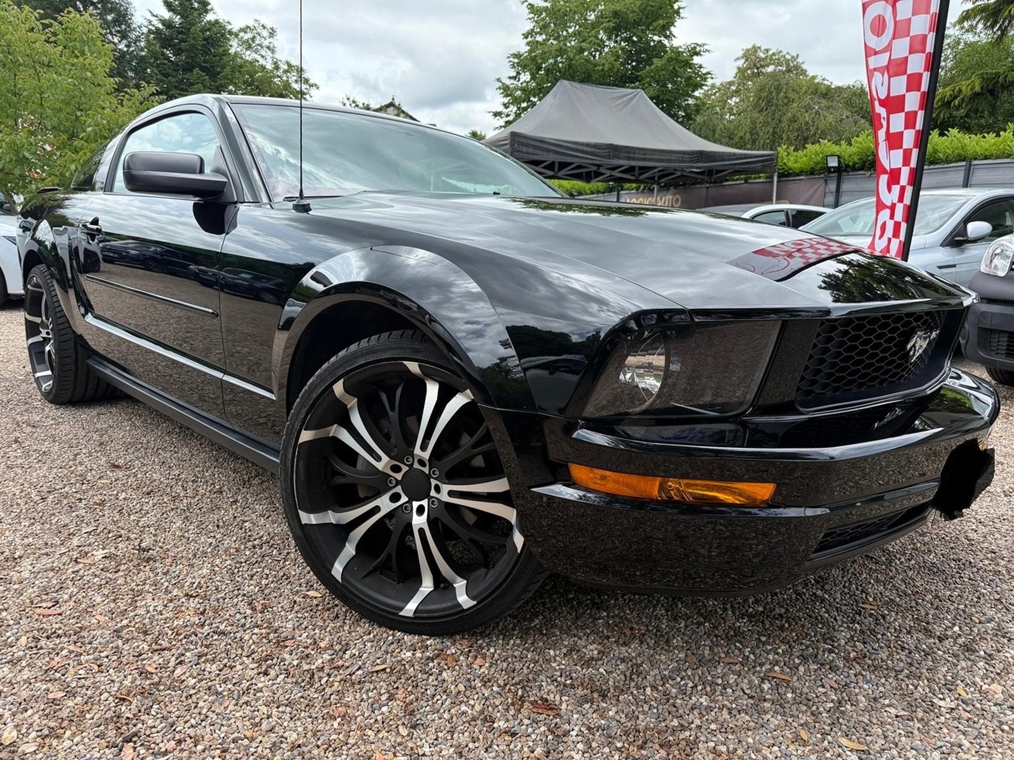 Ford Mustang 4.0  V  204 CV AUTO (2008) - Photo 2
