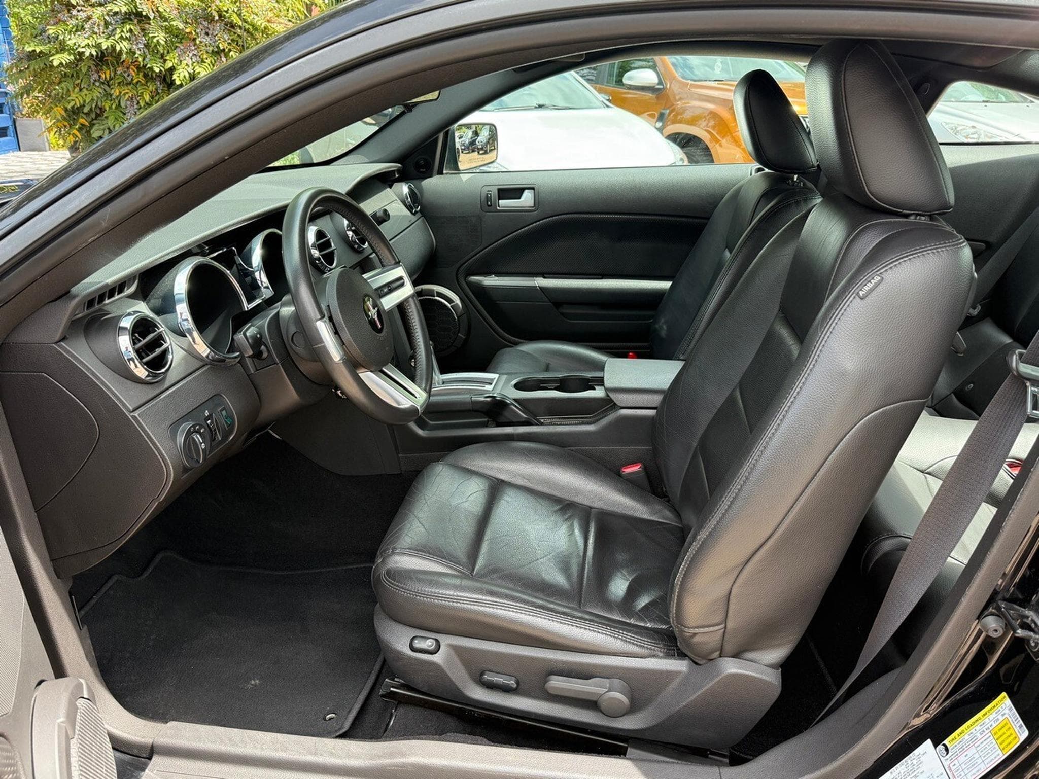 Ford Mustang 4.0  V  204 CV AUTO (2008) - Photo 6