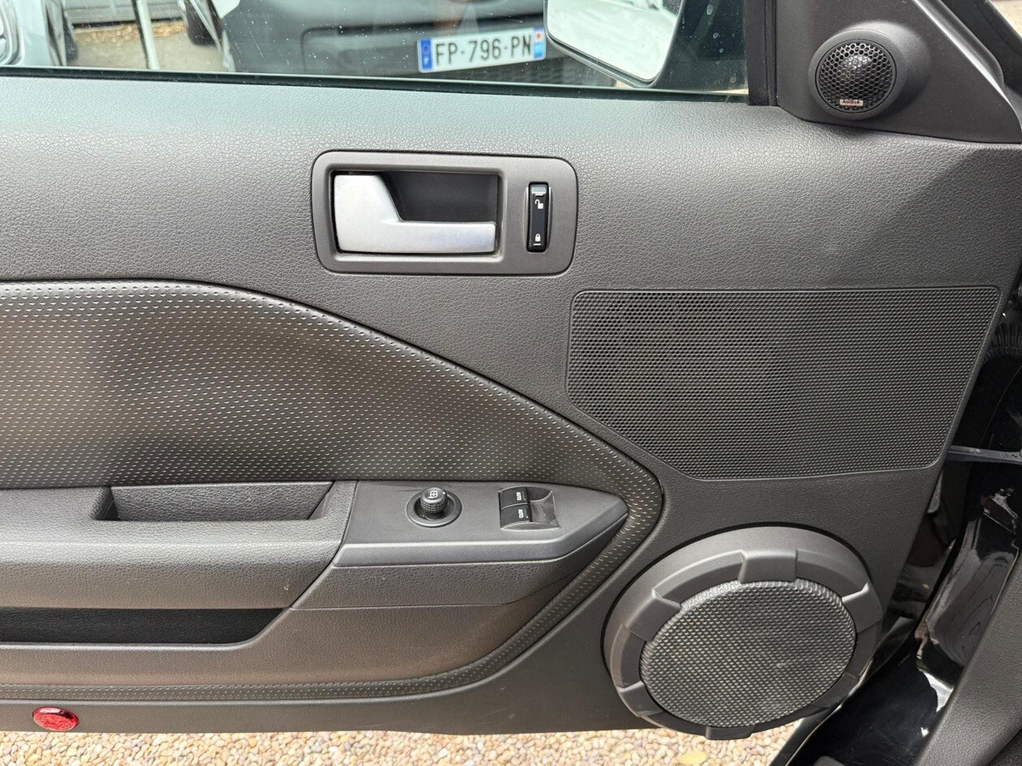 Ford Mustang 4.0  V  204 CV AUTO (2008) - Photo 11