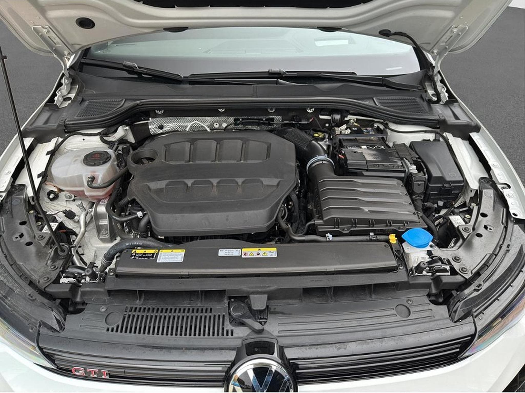 VW Golf (2025) - Foto 22