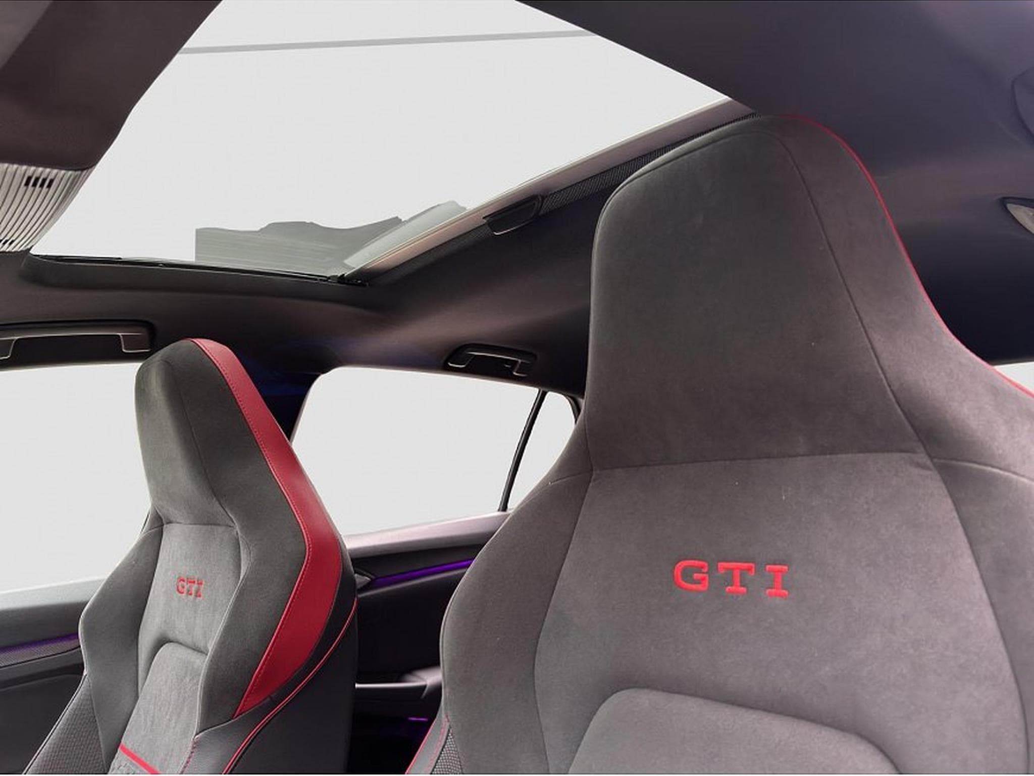 VW Golf (2025) - Foto 24