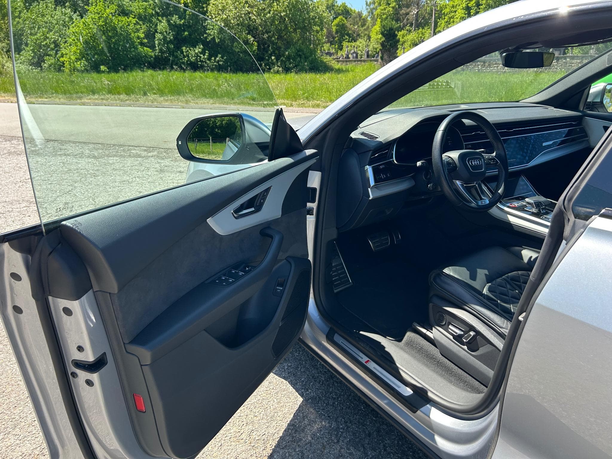 Audi SQ8 (2021) - Foto 10