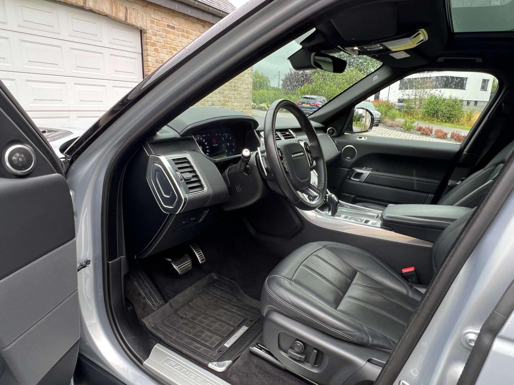 Land-Rover Range Rover Sport 3.0 TD6 D300 HSE Dynamic Etat Neuf (2021) - Photo 7