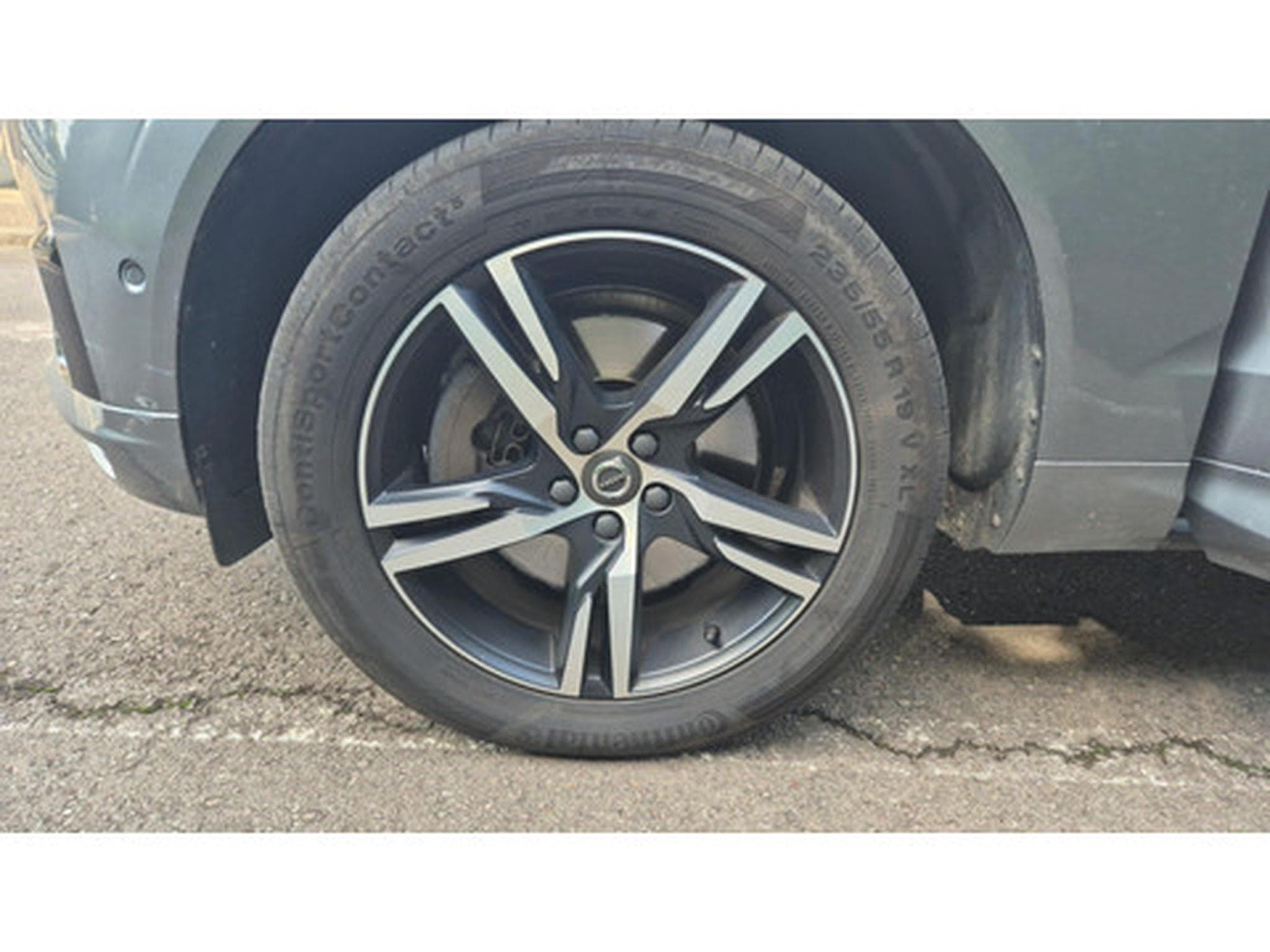 Volvo XC60 T5 Geartronic R-Design (2026) - Foto 11