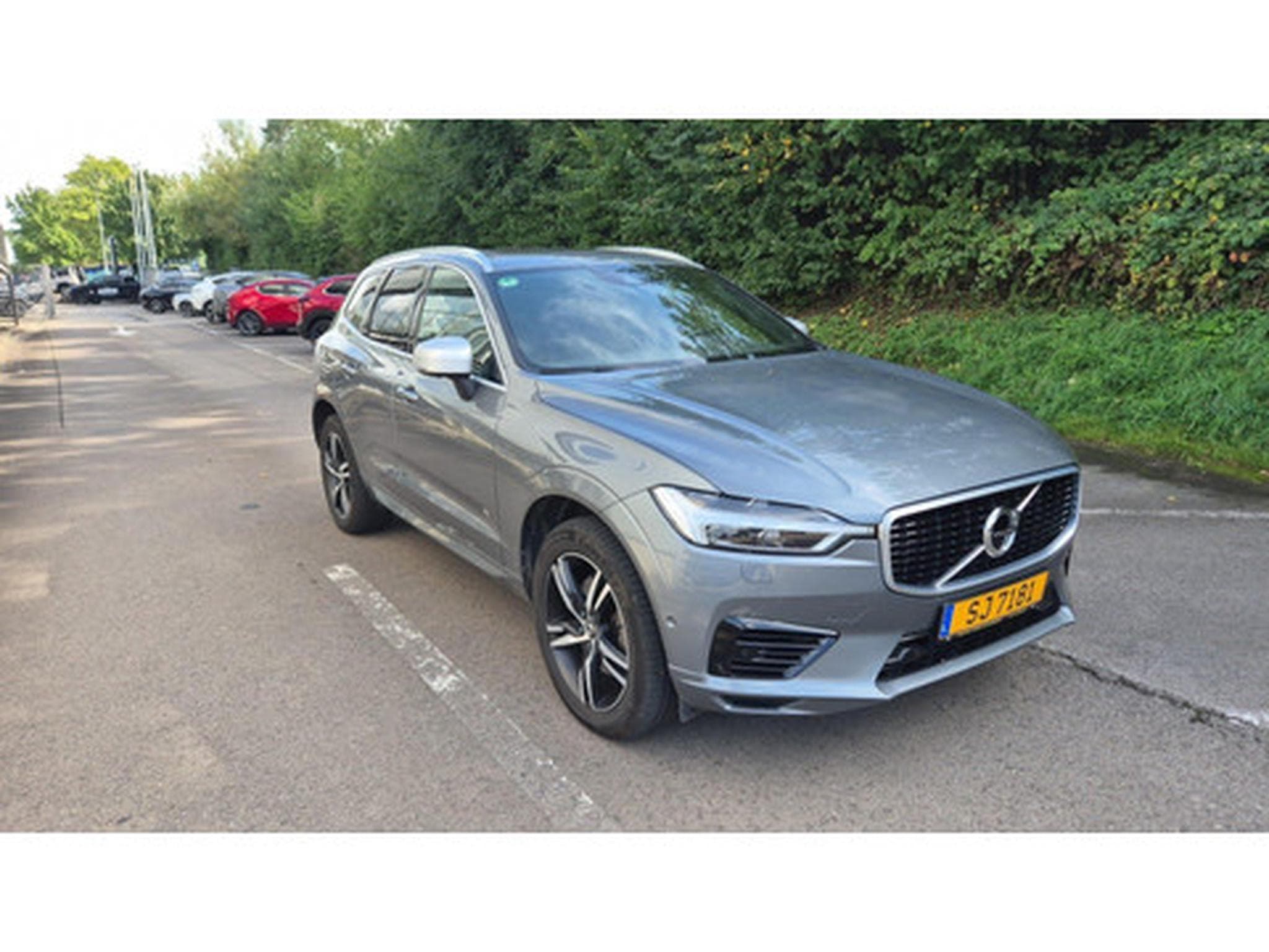 Volvo XC60 T5 Geartronic R-Design (2026) - Foto 2