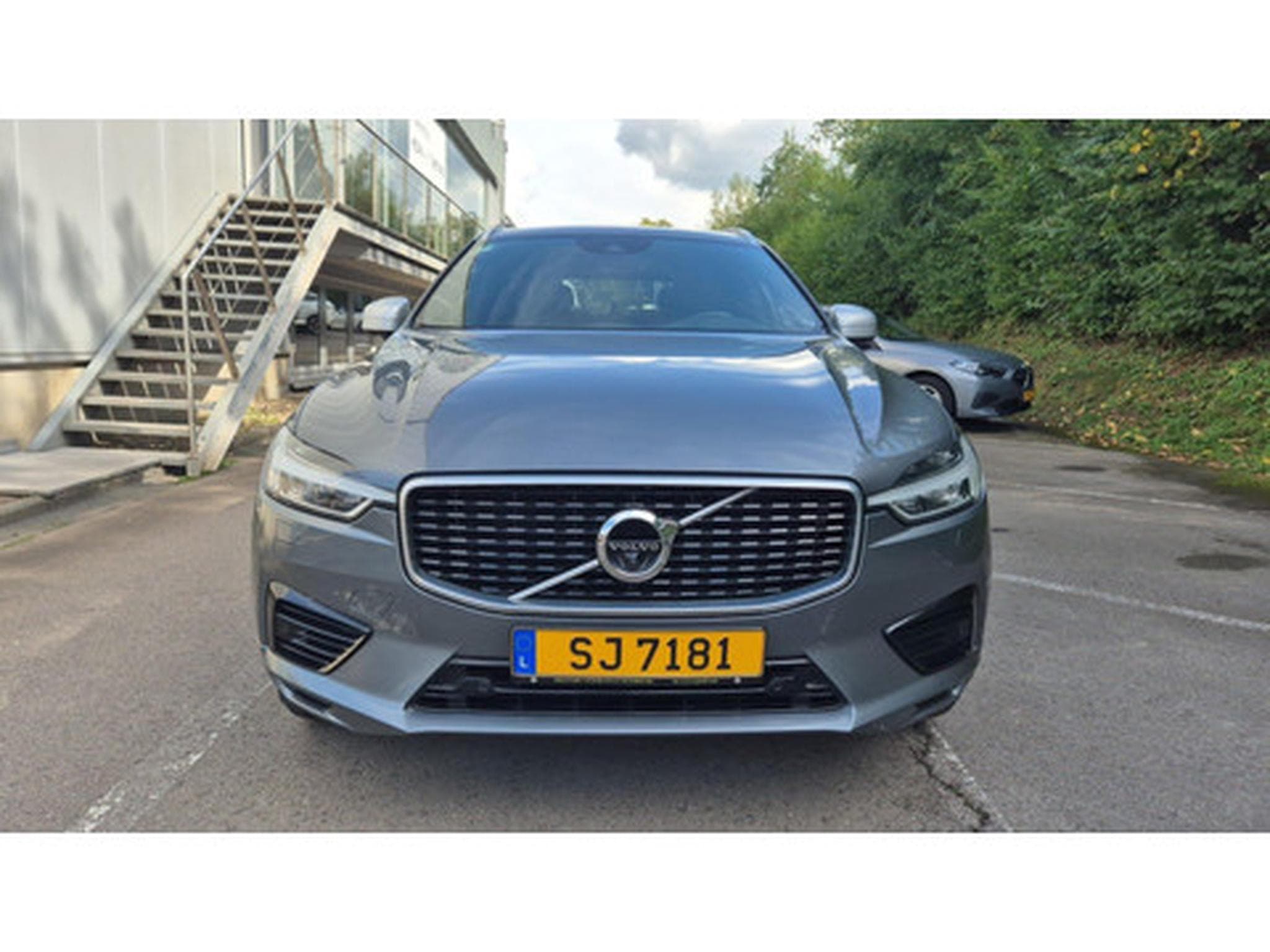Volvo XC60 T5 Geartronic R-Design (2026) - Foto 3