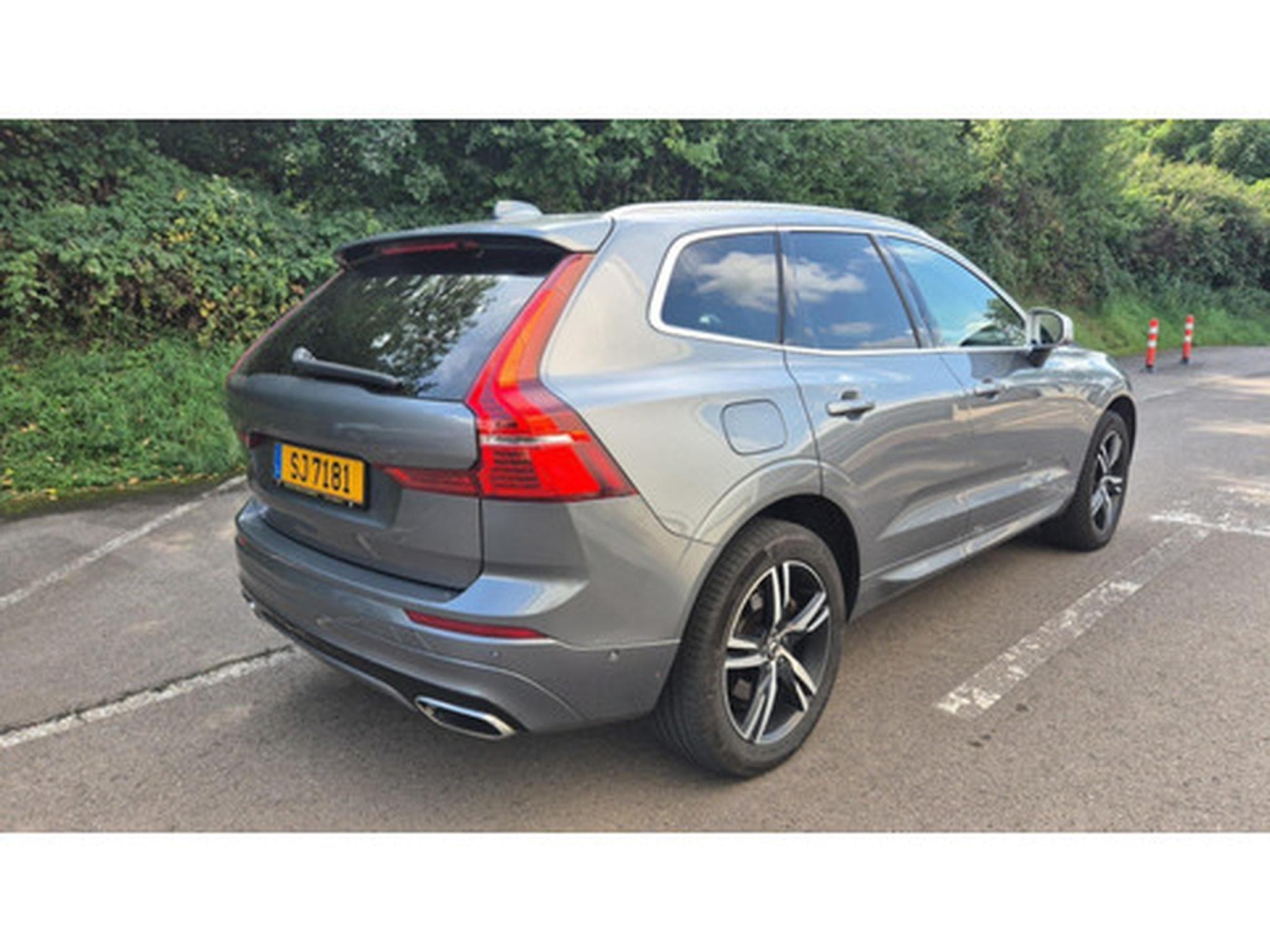 Volvo XC60 T5 Geartronic R-Design (2026) - Foto 5