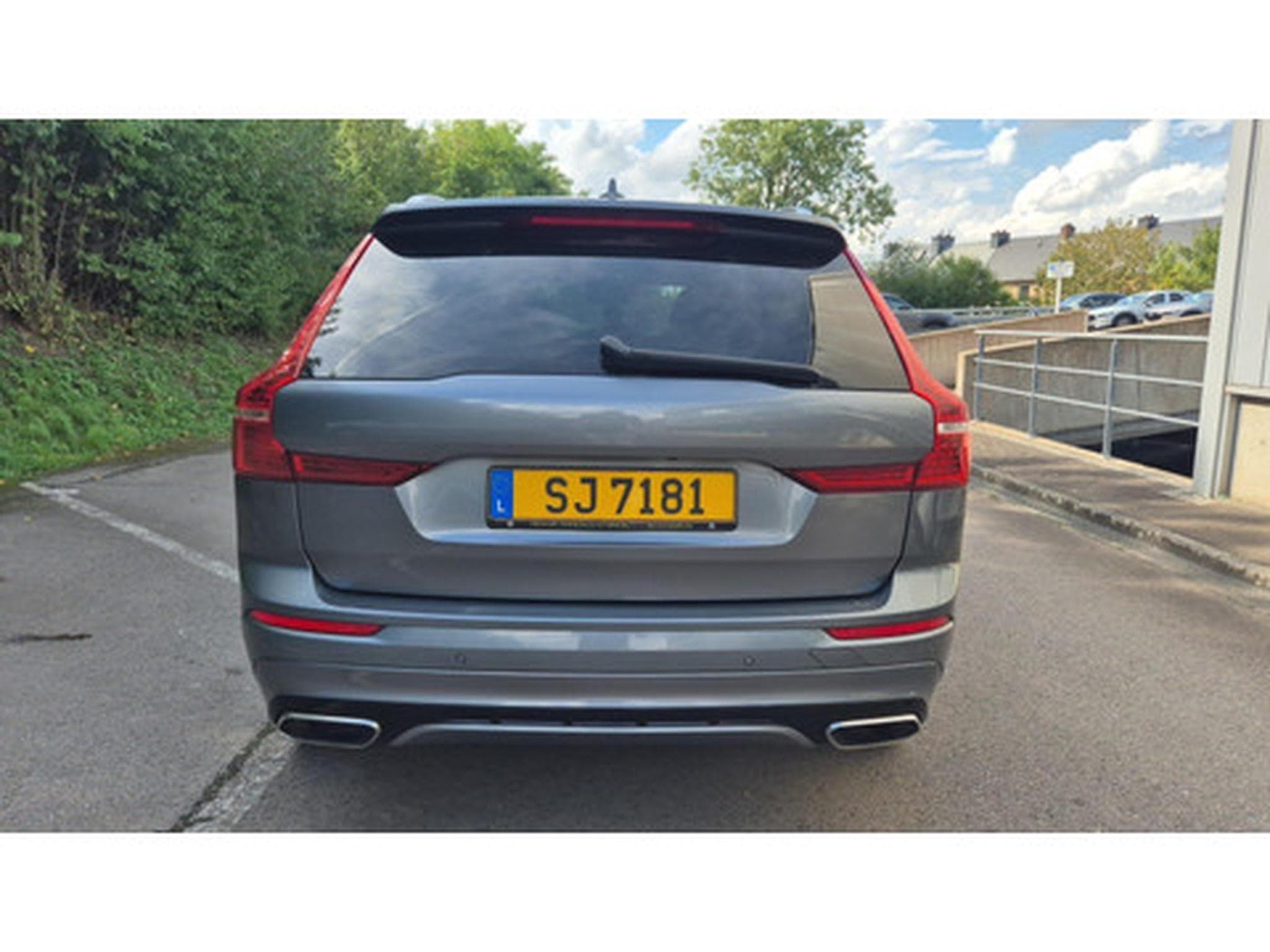 Volvo XC60 T5 Geartronic R-Design (2026) - Foto 6