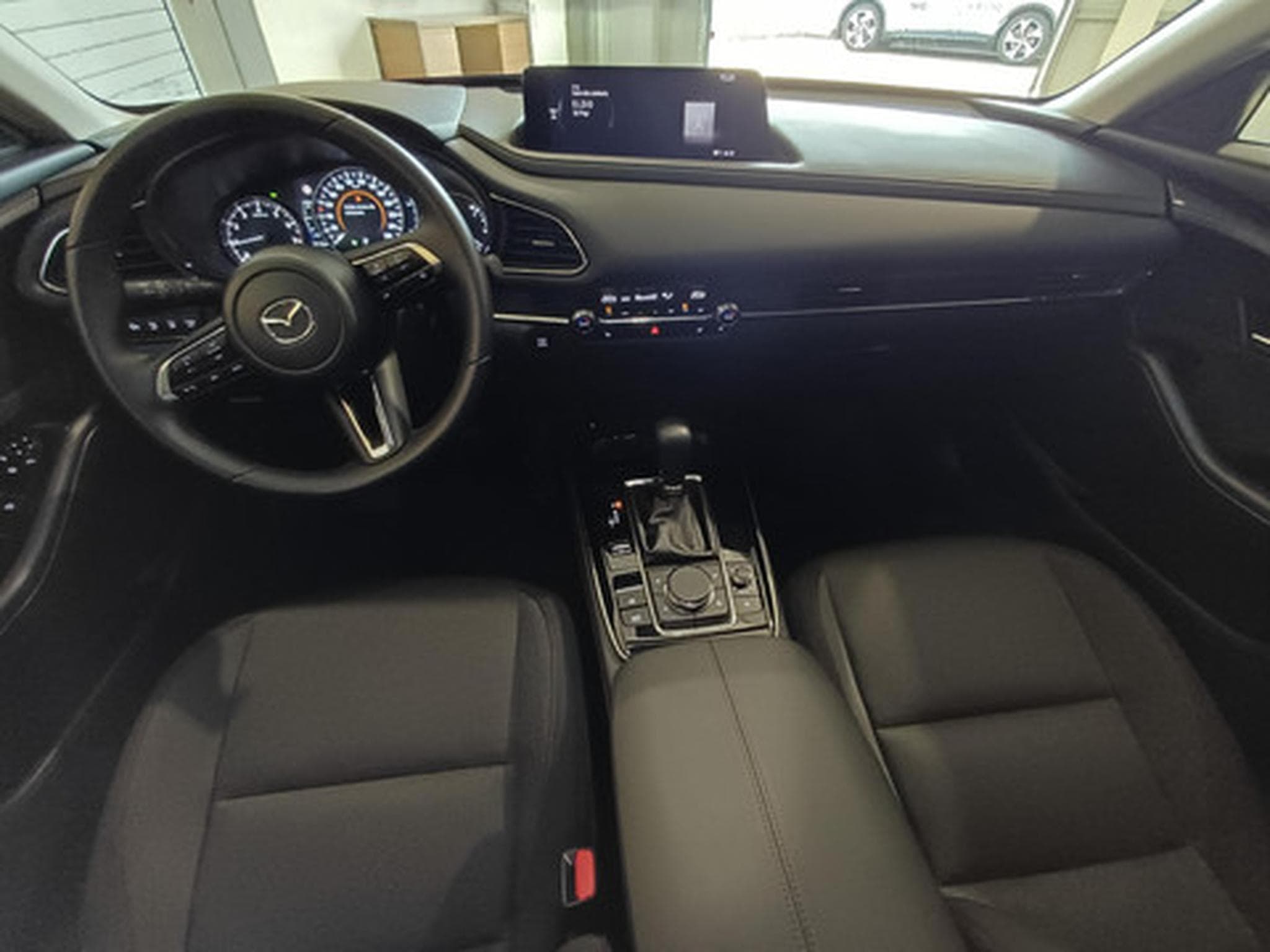 Mazda CX-30 MY2024 2.0L e-Skyactiv X 186 hp 6AT Exclusive Line (2026) - Photo 7