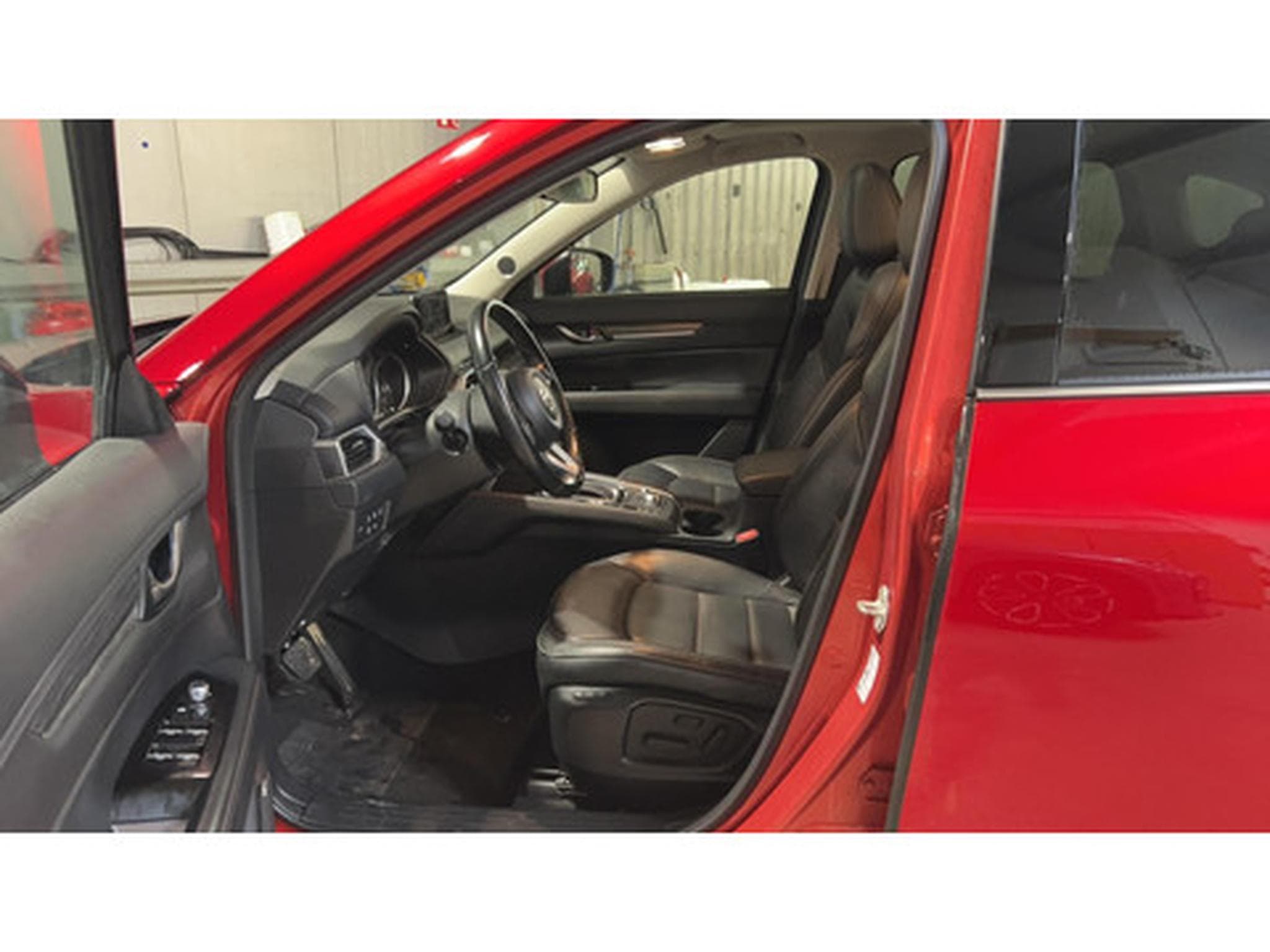 Mazda CX-5 2.5 Skyactiv-G 194 Auto Homura (2026) - Photo 8