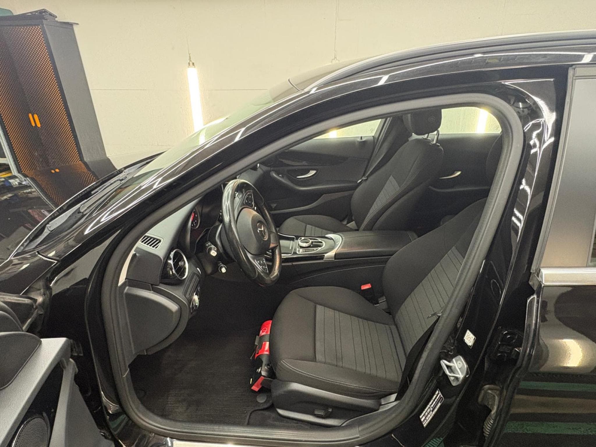 Mercedes C 200 T d G-Tronic Plus (2018) - Photo 10