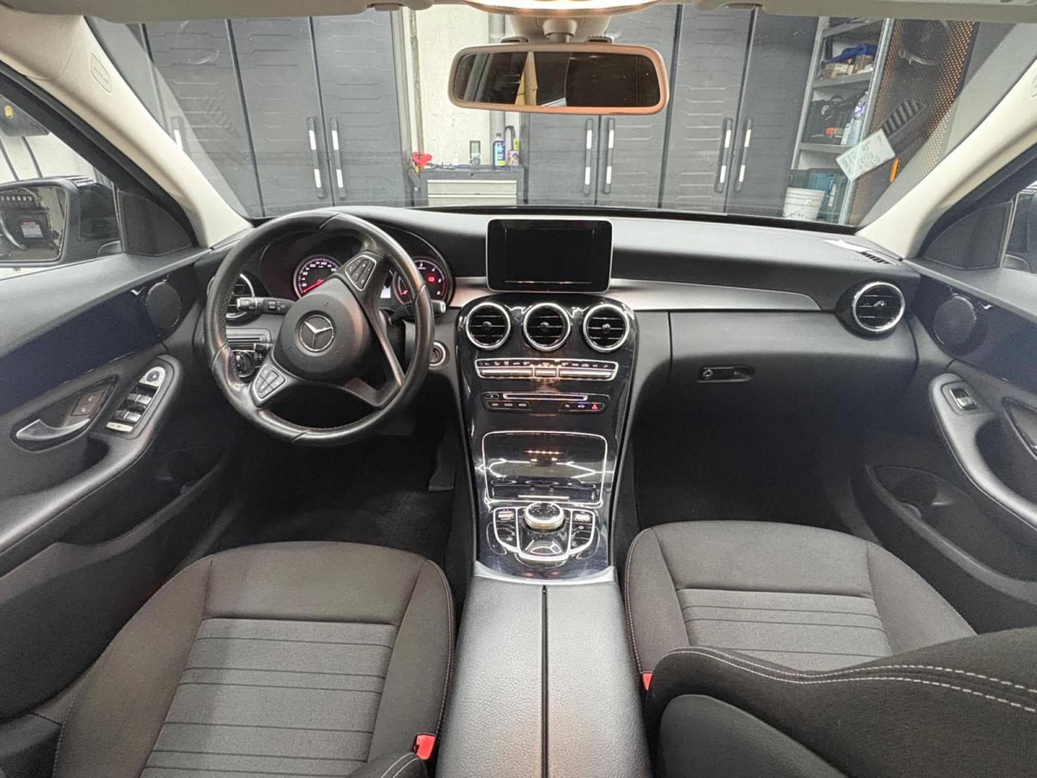 Mercedes C 200 T d G-Tronic Plus (2018) - Photo 9