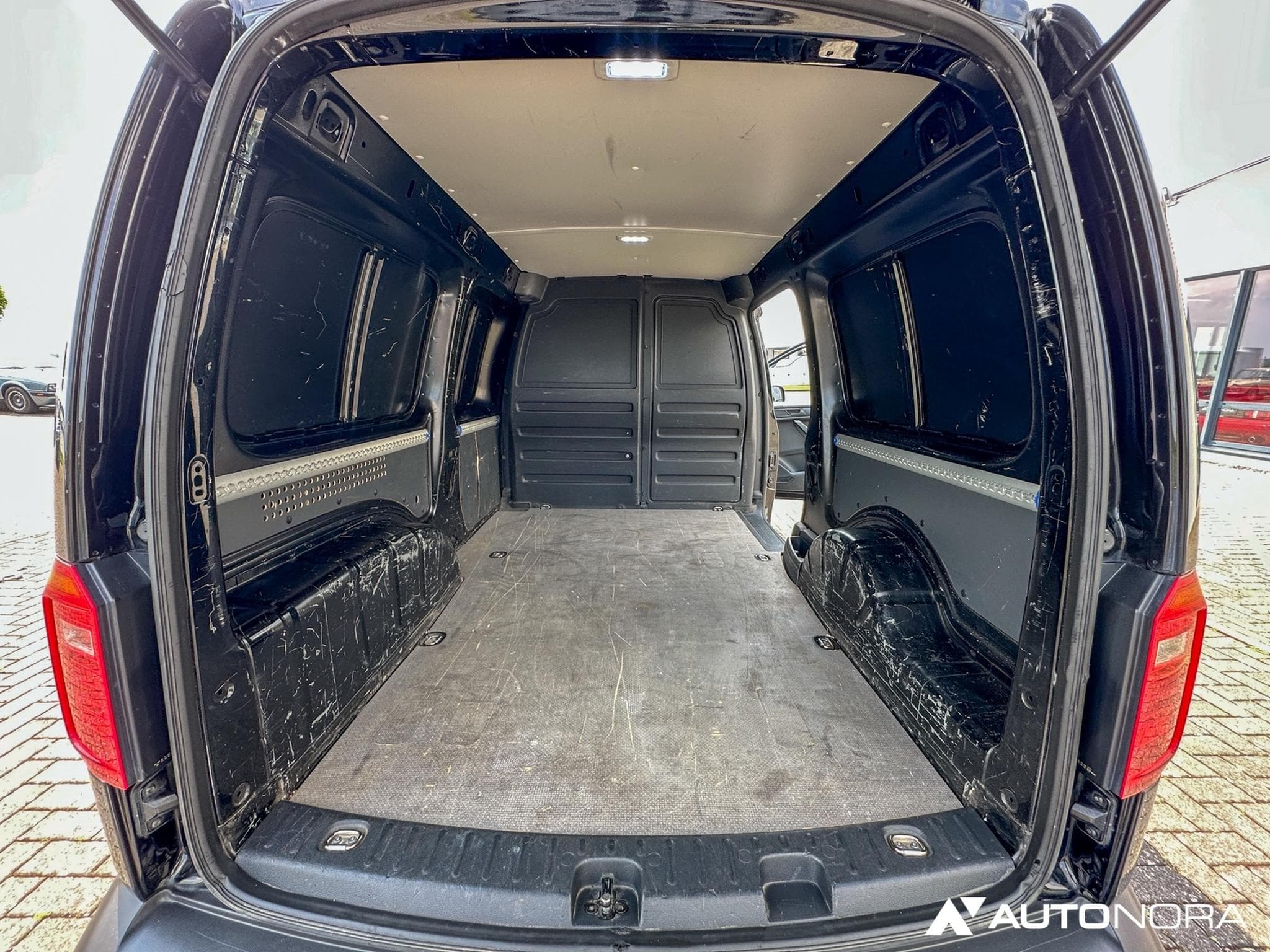 VW Caddy Caddy Maxi 1.0 TSI Kasten Trendline (2020) - Photo 15