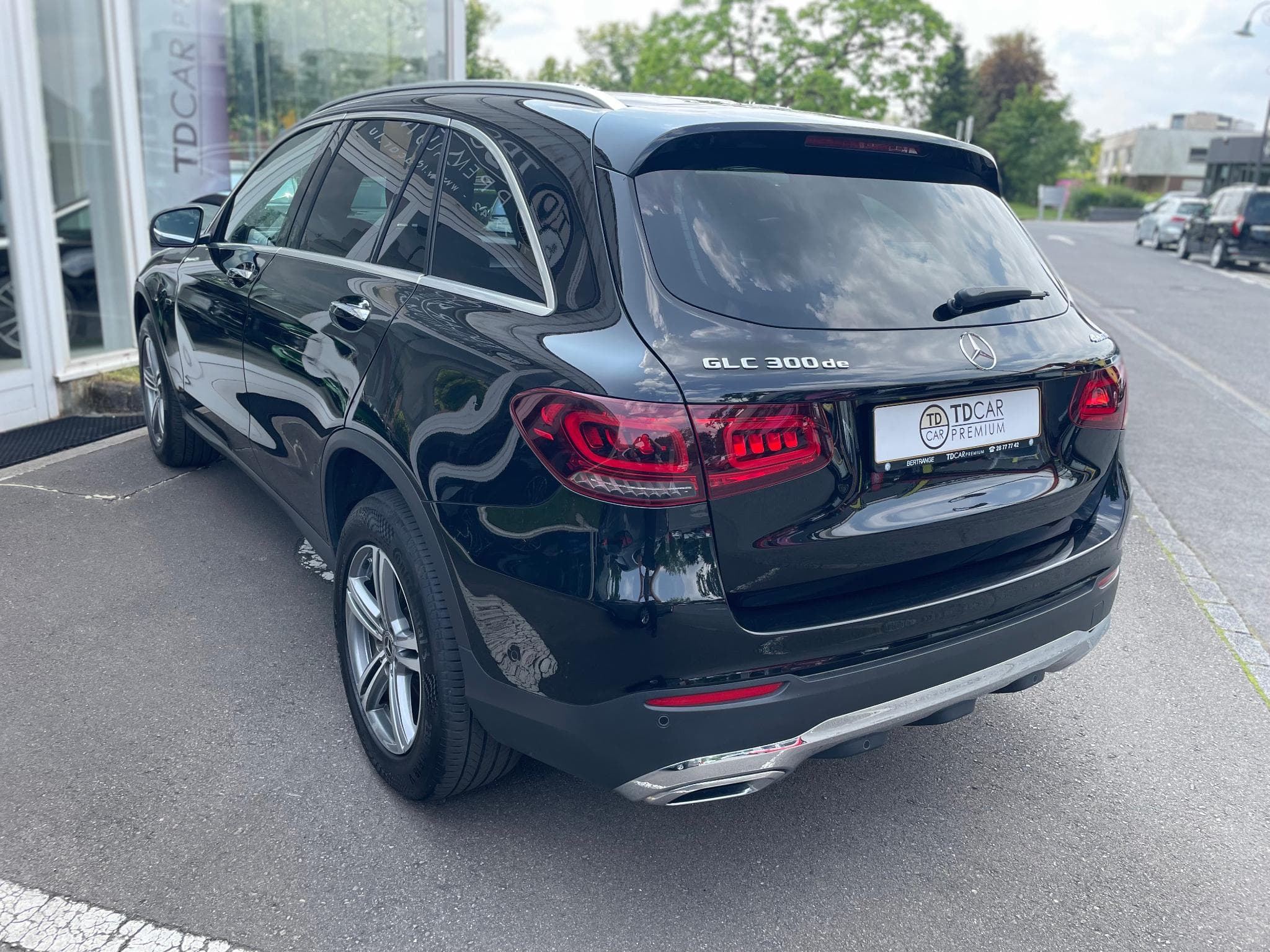 Mercedes GLC 300 de 4Matic 9G-TRONIC (2020) - Foto 14