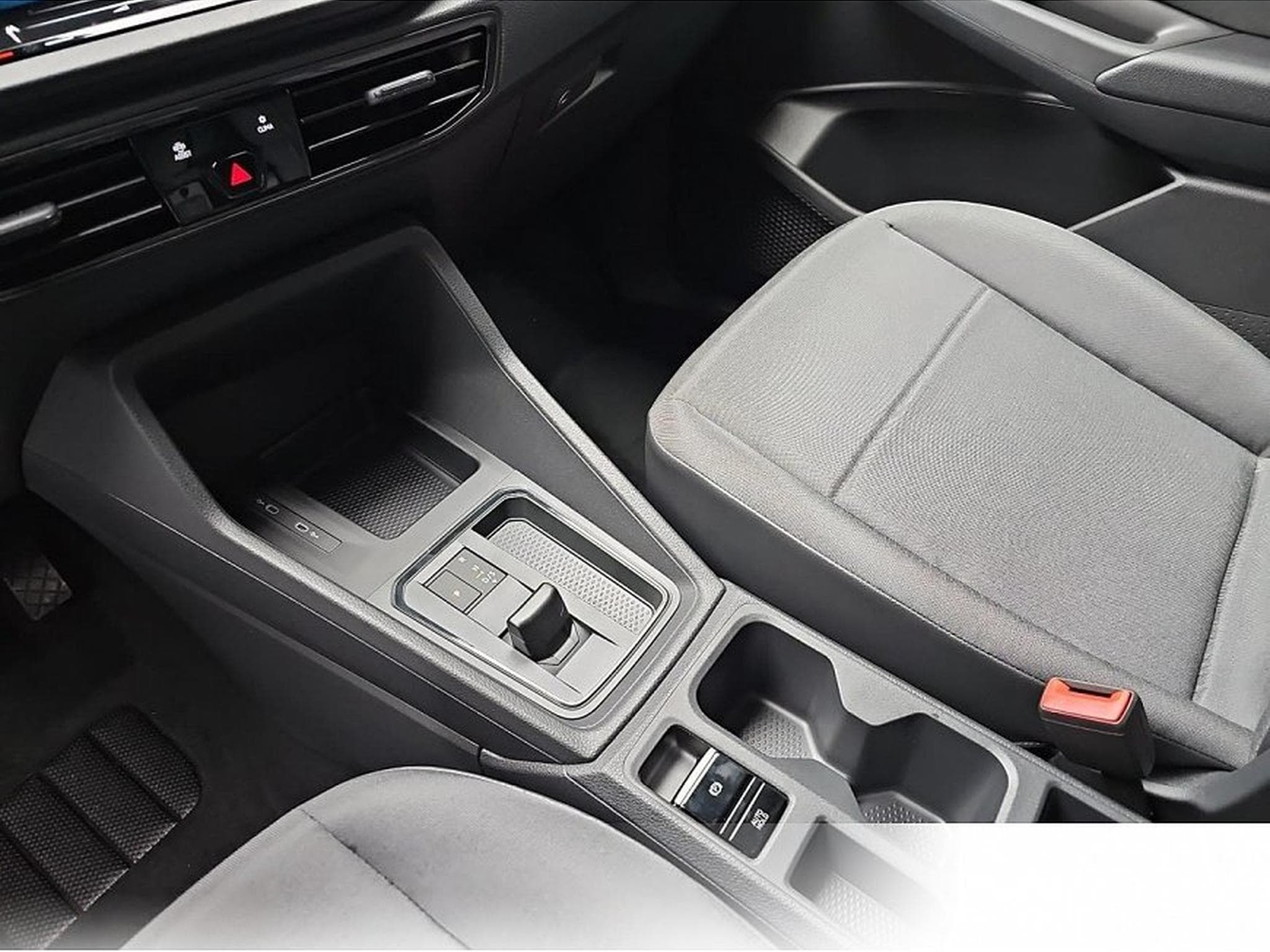 VW Caddy (2026) - Photo 11