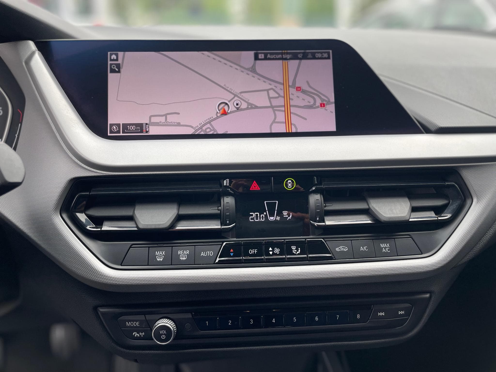 BMW 118 D Advantage (2020) - Photo 9