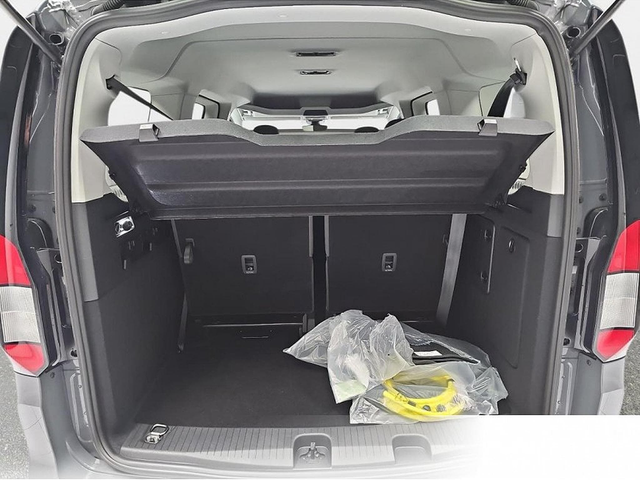 Ford Tourneo (2026) - Photo 13