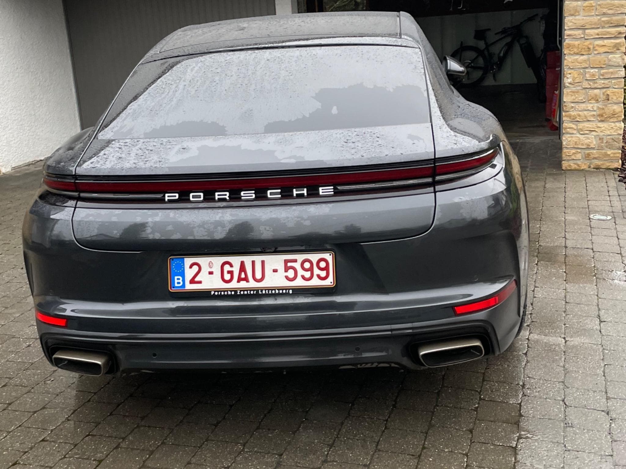Porsche Panamera 4 (2024) - Photo 4