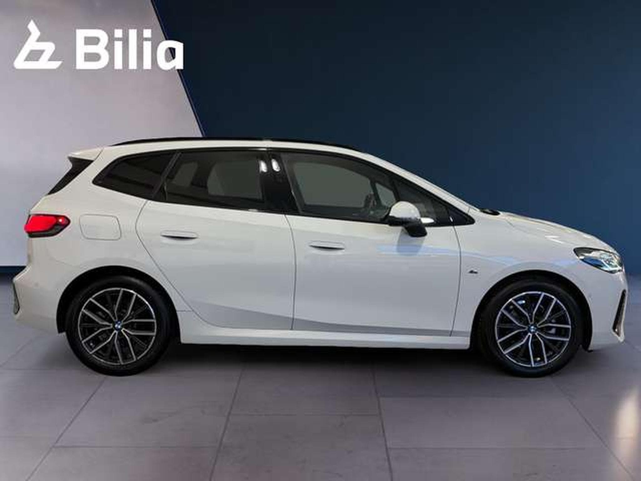 BMW 220 d HK HiFi DAB LED Komfortzg. (2025) - Photo 3