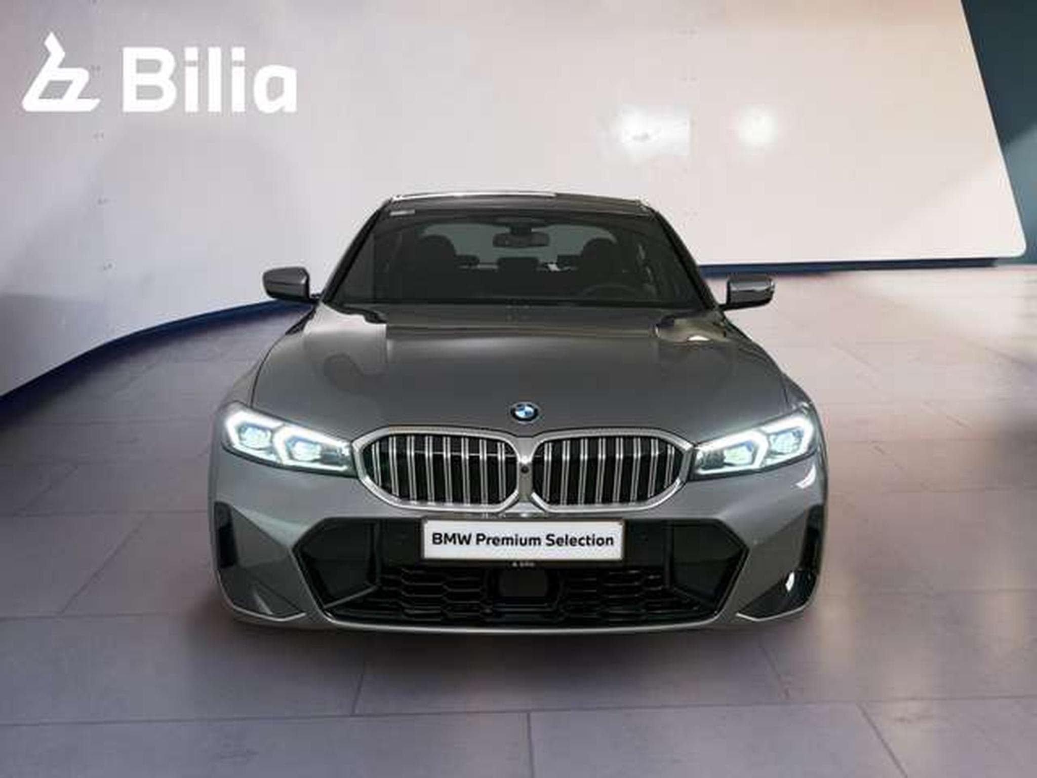BMW 320 i Head-Up DAB LED (2024) - Photo 9
