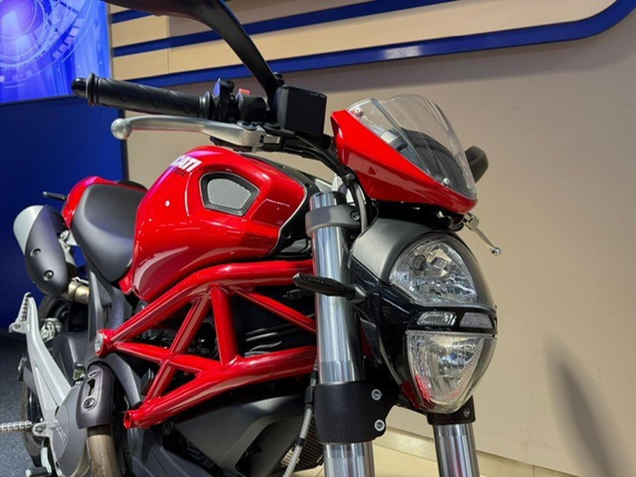 Ducati Monster 696 (2014) - Foto 7