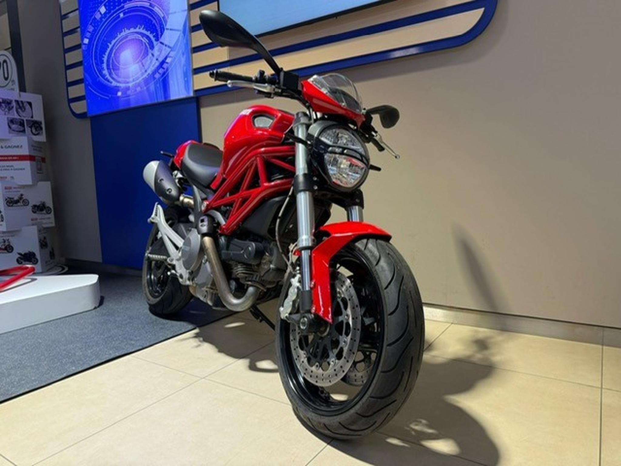 Ducati Monster 696 (2014) - Foto 8