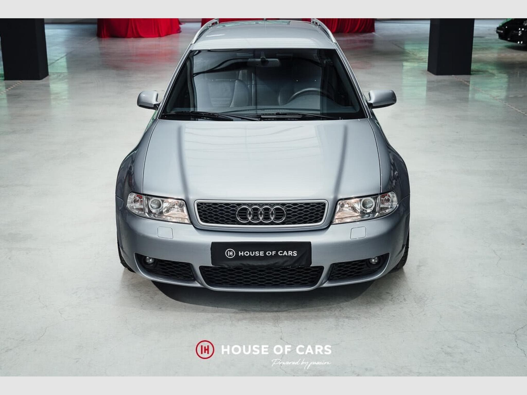 Audi RS4 B5 AVANT 1ST PAINT - LOW MILEAGE - COLLECTOR ! (2002) - Photo 3