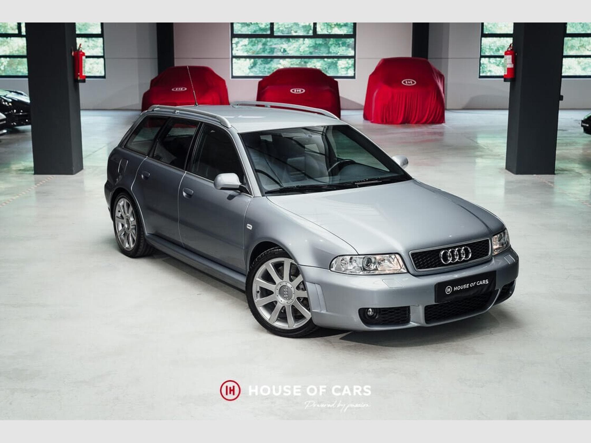 Audi RS4 B5 AVANT 1ST PAINT - LOW MILEAGE - COLLECTOR ! (2002) - Photo 4