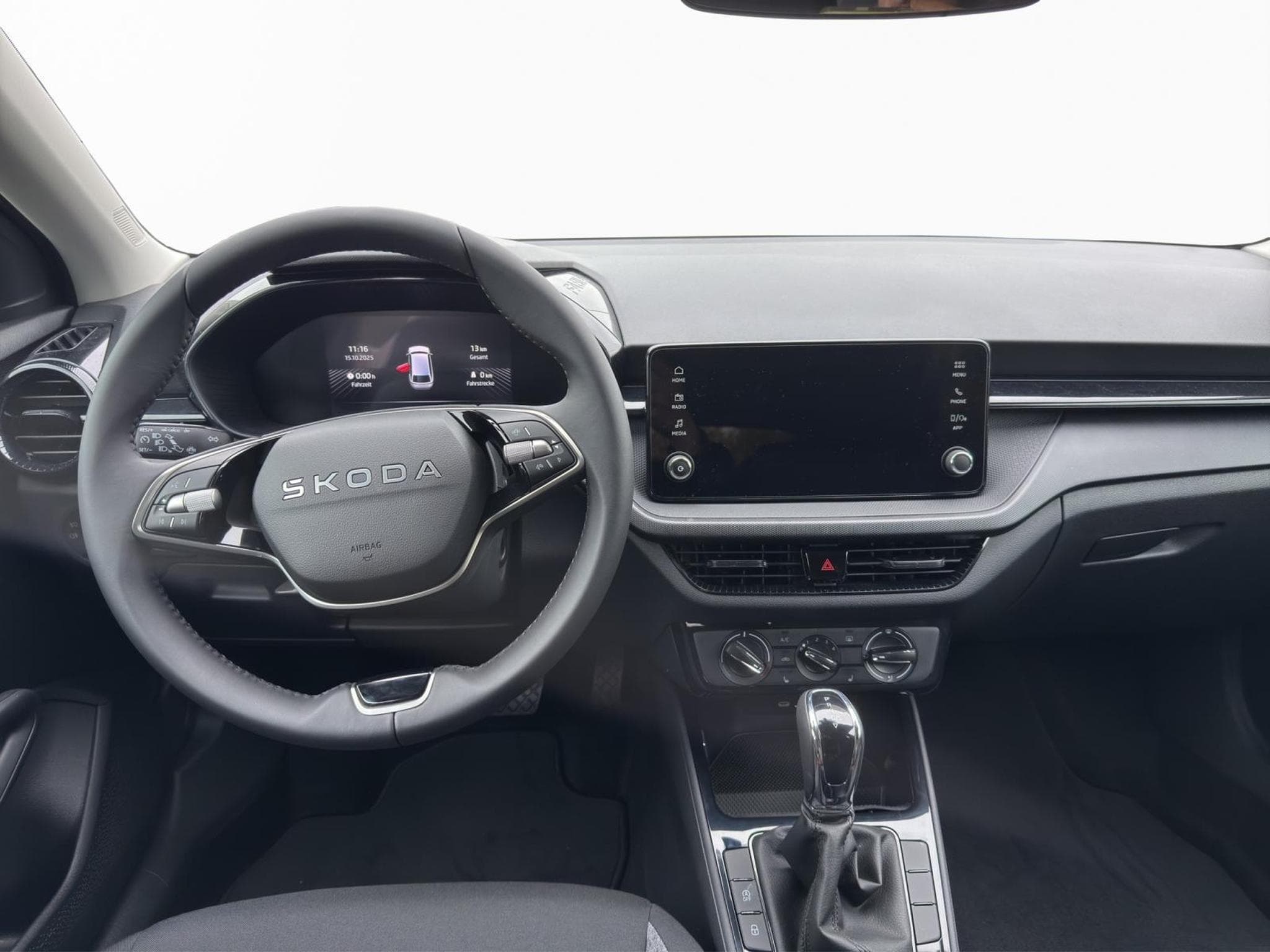 Skoda Fabia Essence (2025) - Photo 9