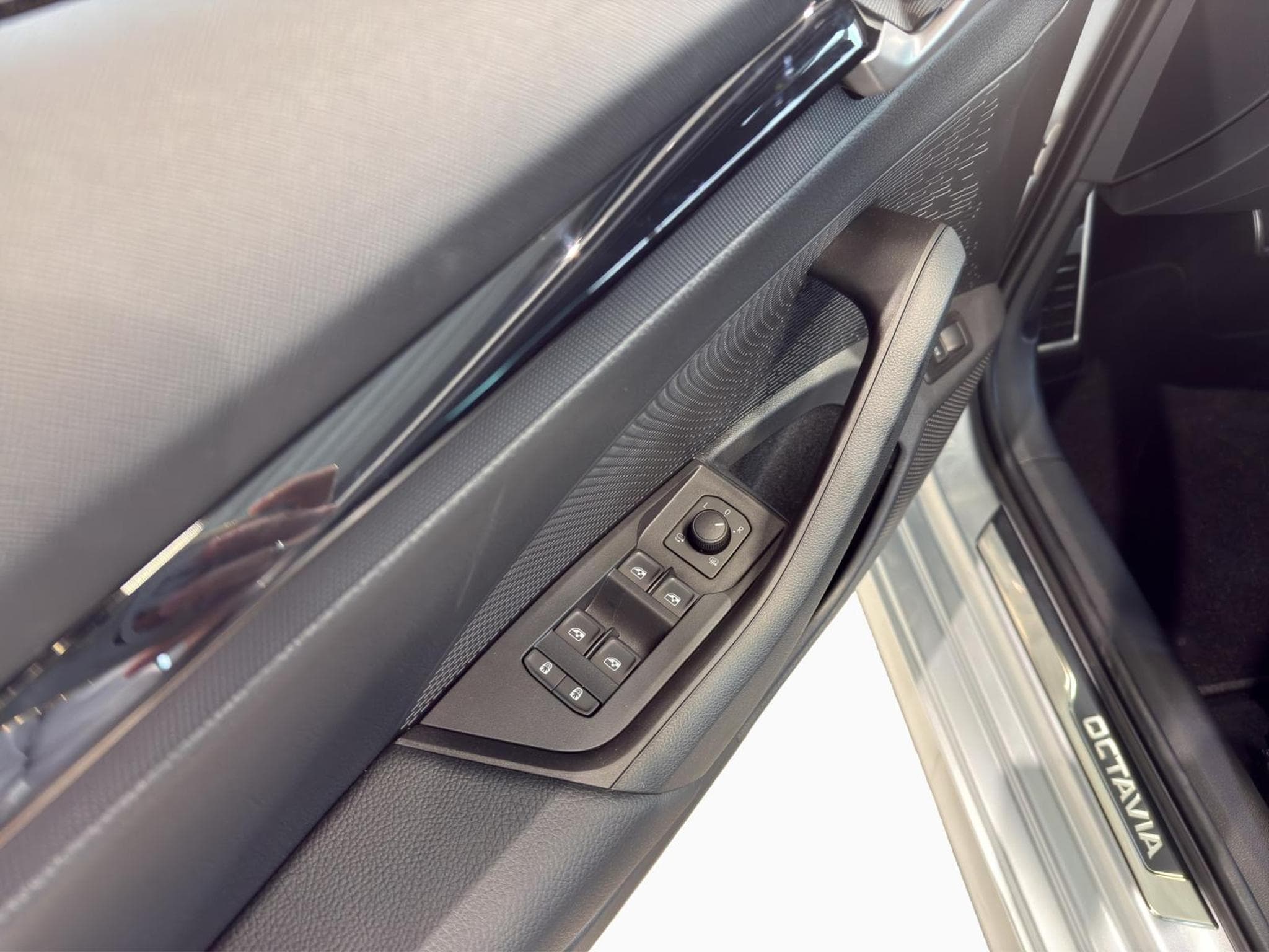 Skoda Octavia RS (2025) - Photo 14