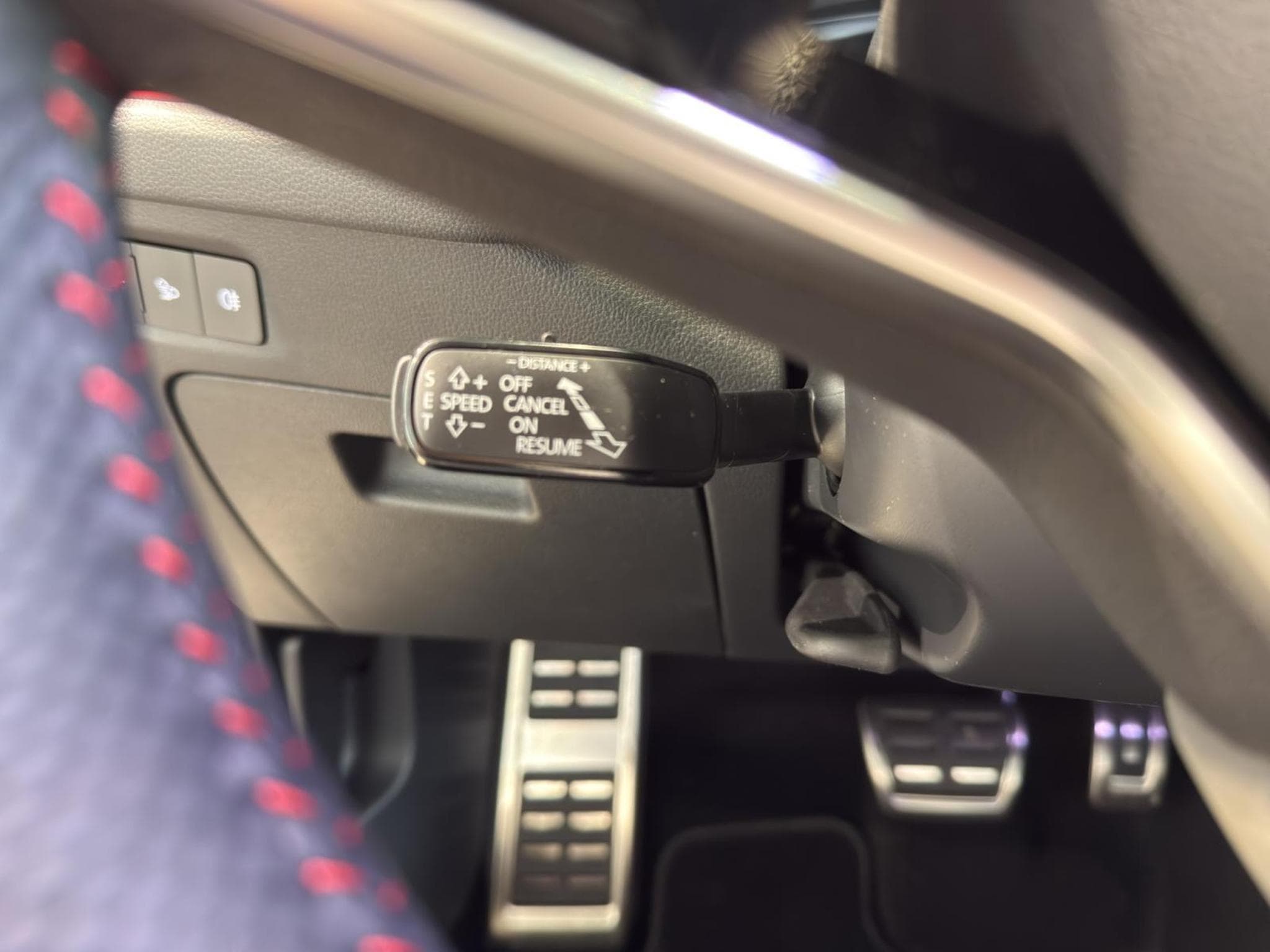 Skoda Octavia RS (2025) - Photo 18