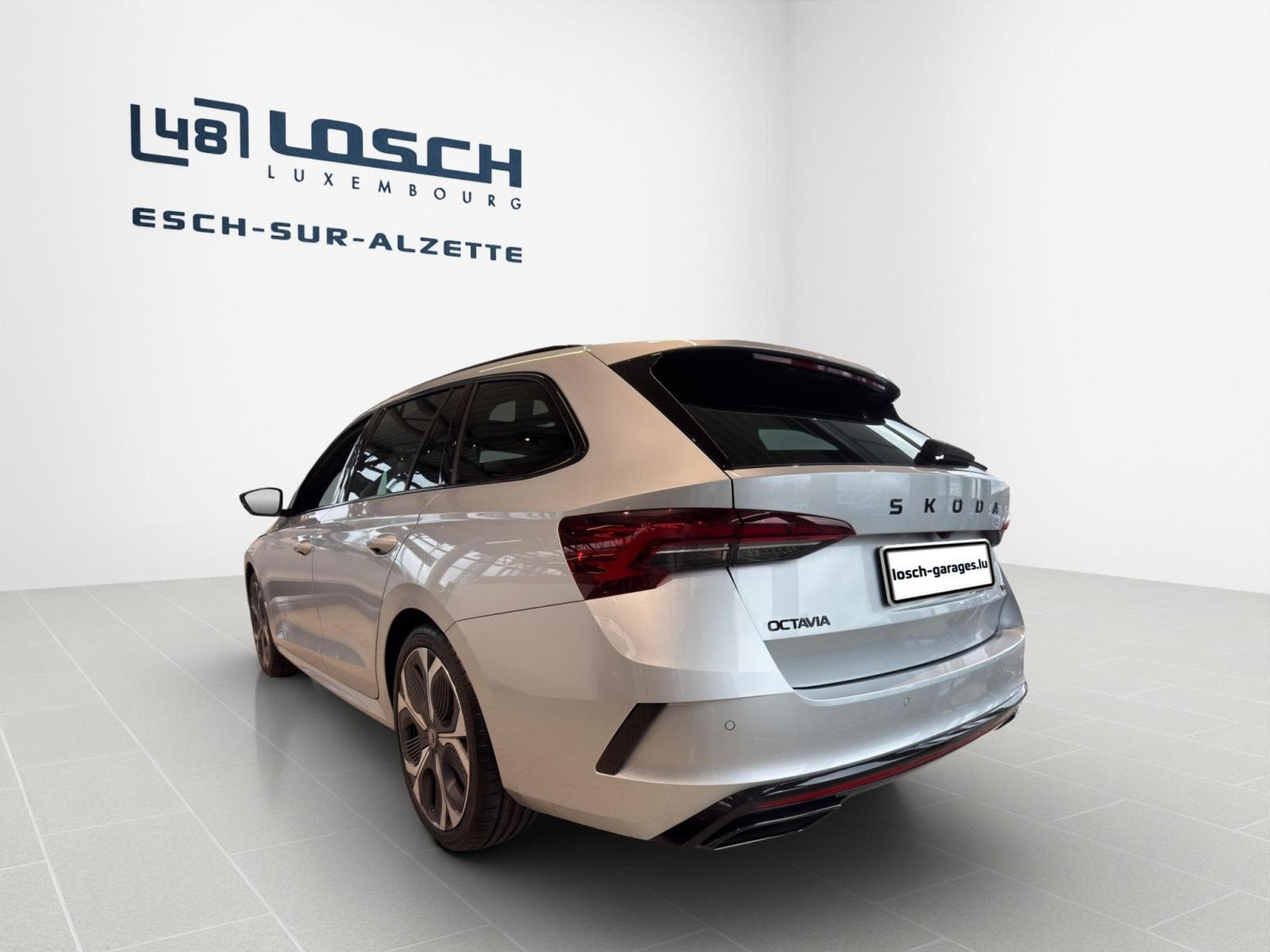 Skoda Octavia RS (2025) - Photo 5