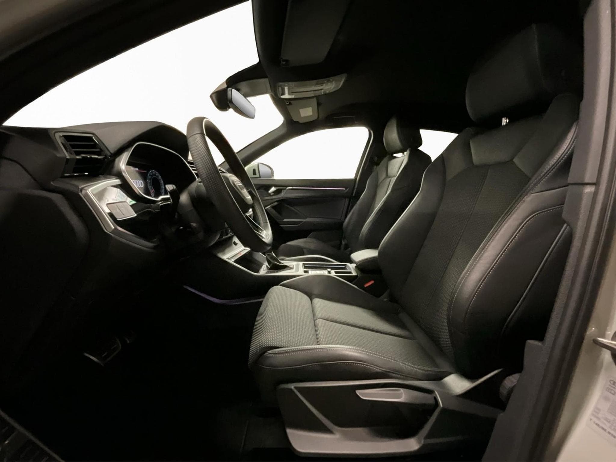 Audi Q3 SB+S-Line+35TDI+S-Tronic (2024) - Photo 11