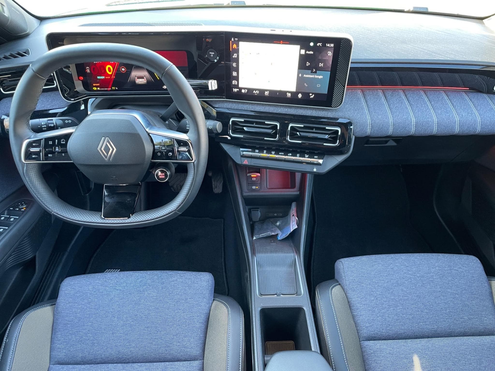 Renault 5 TECHNO 150HP COMFORT RANGE (2024) - Photo 7