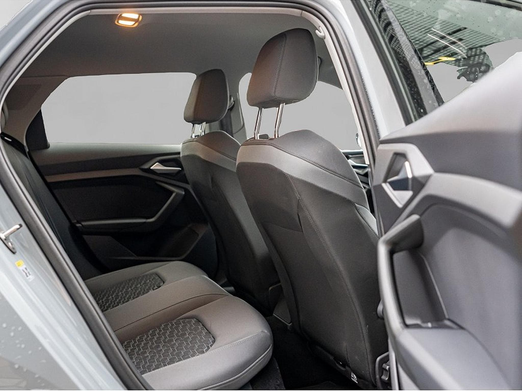 Audi A1 (2025) - Photo 4