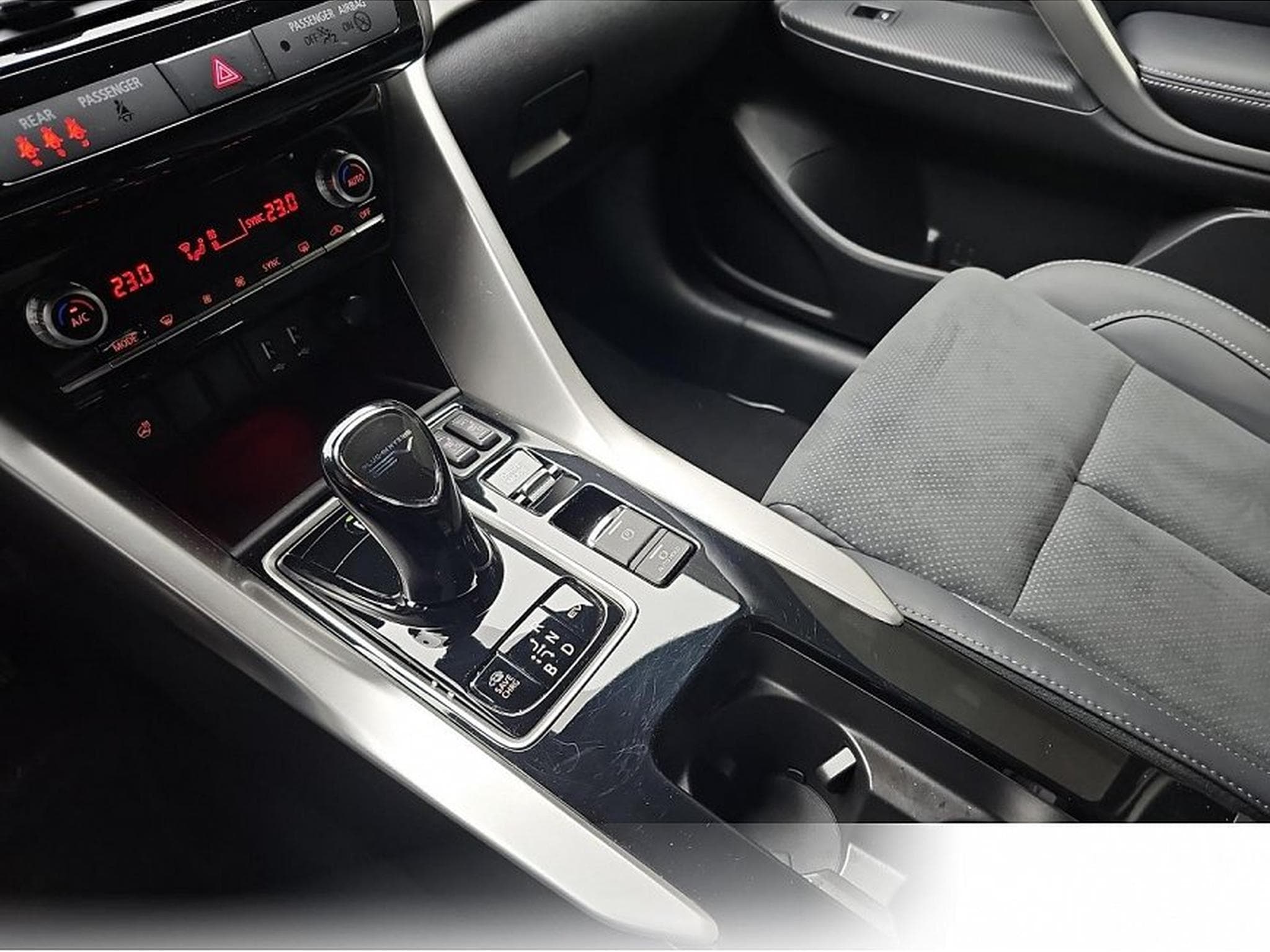 Mitsubishi Eclipse Cross (2026) - Photo 11