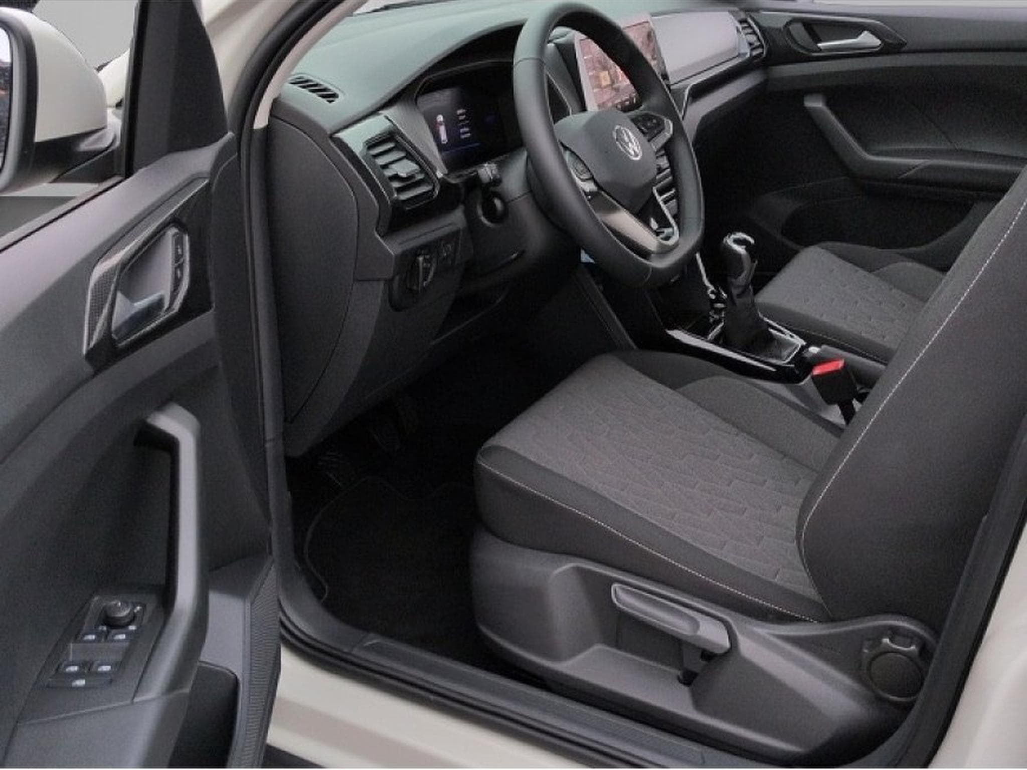 VW T-Cross (2025) - Photo 4
