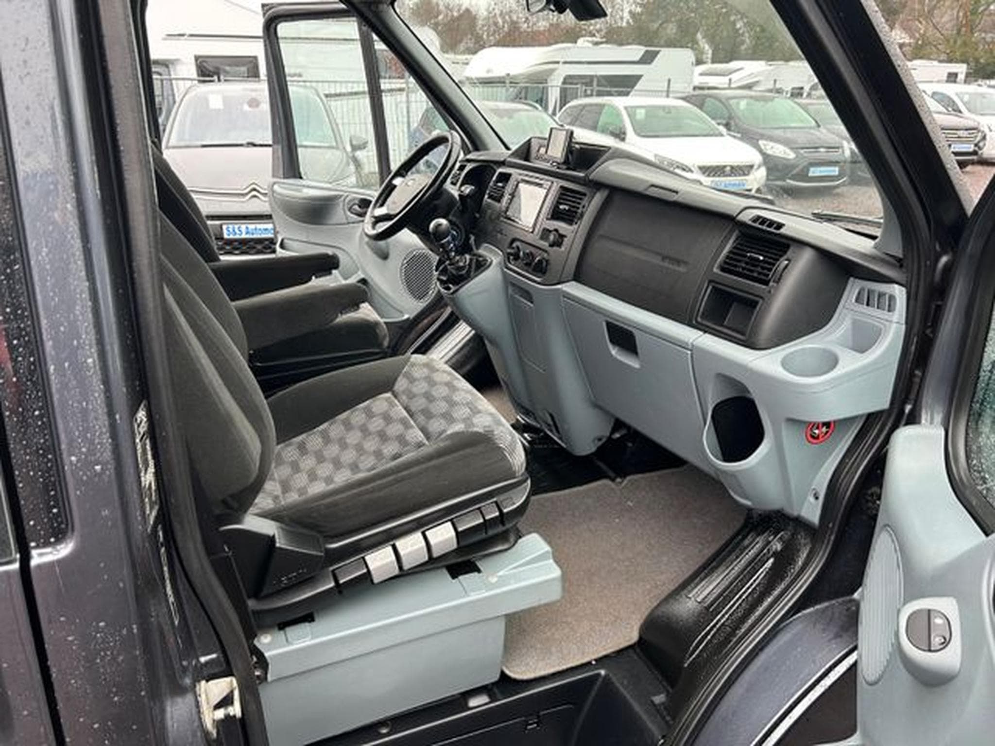 Ford Transit Transit FT 300 K Euroline *7-Sitzer*Camping* (2011) - Photo 9