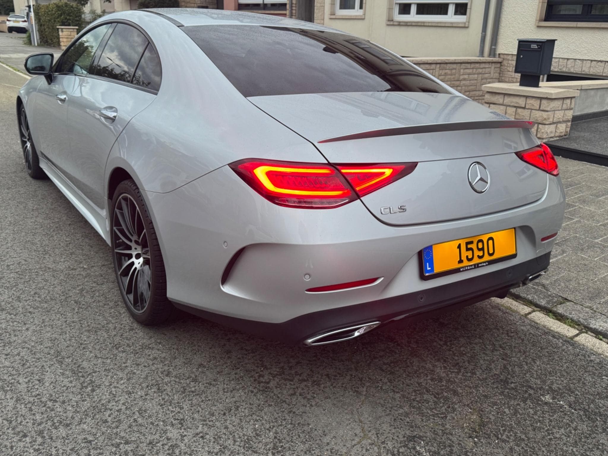 Mercedes CLS 350 CLS 350 4 MATIC AMG-LINE (2021) - Photo 3